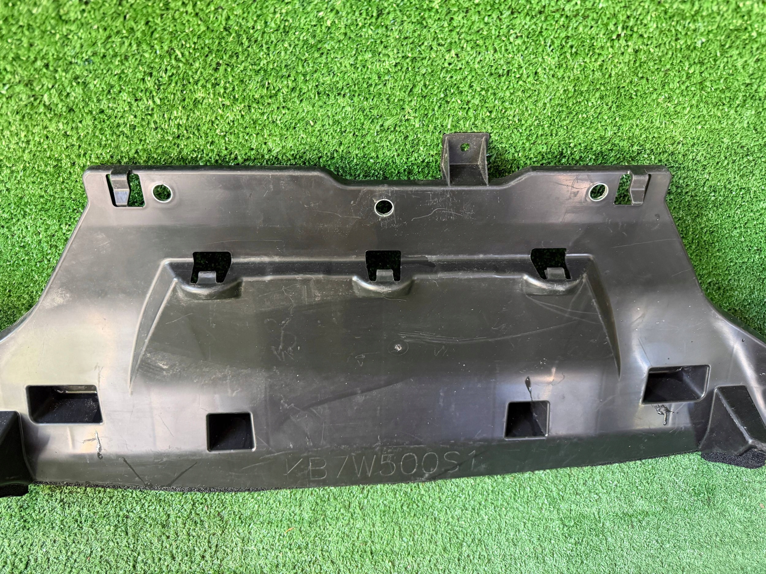 MAZDA CX5 abdeckung Blende Abdeckung unter Stoßstange KB7W500S1