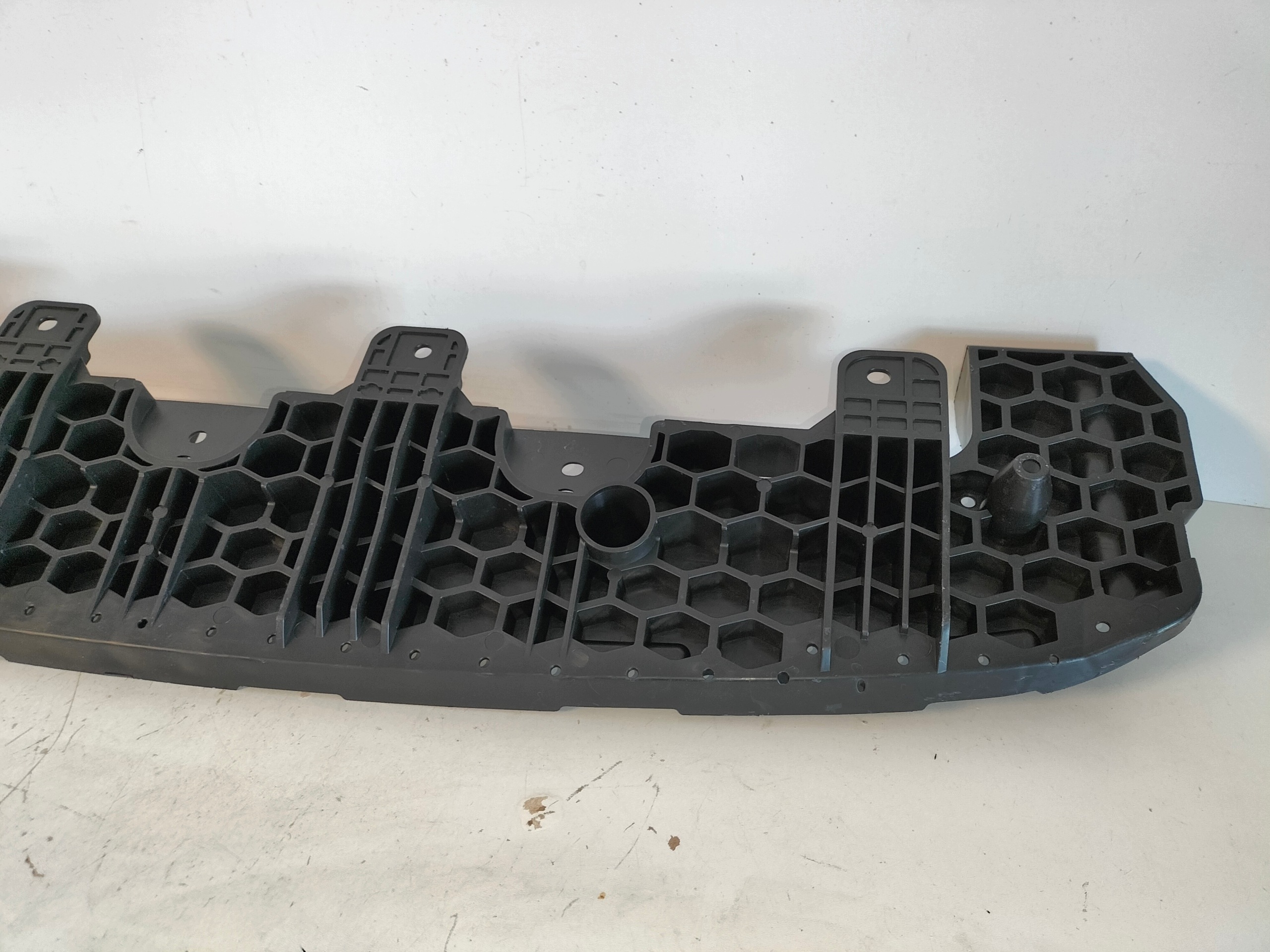 pillar sider cover below bumper front KIA VENGA LIFT 14
