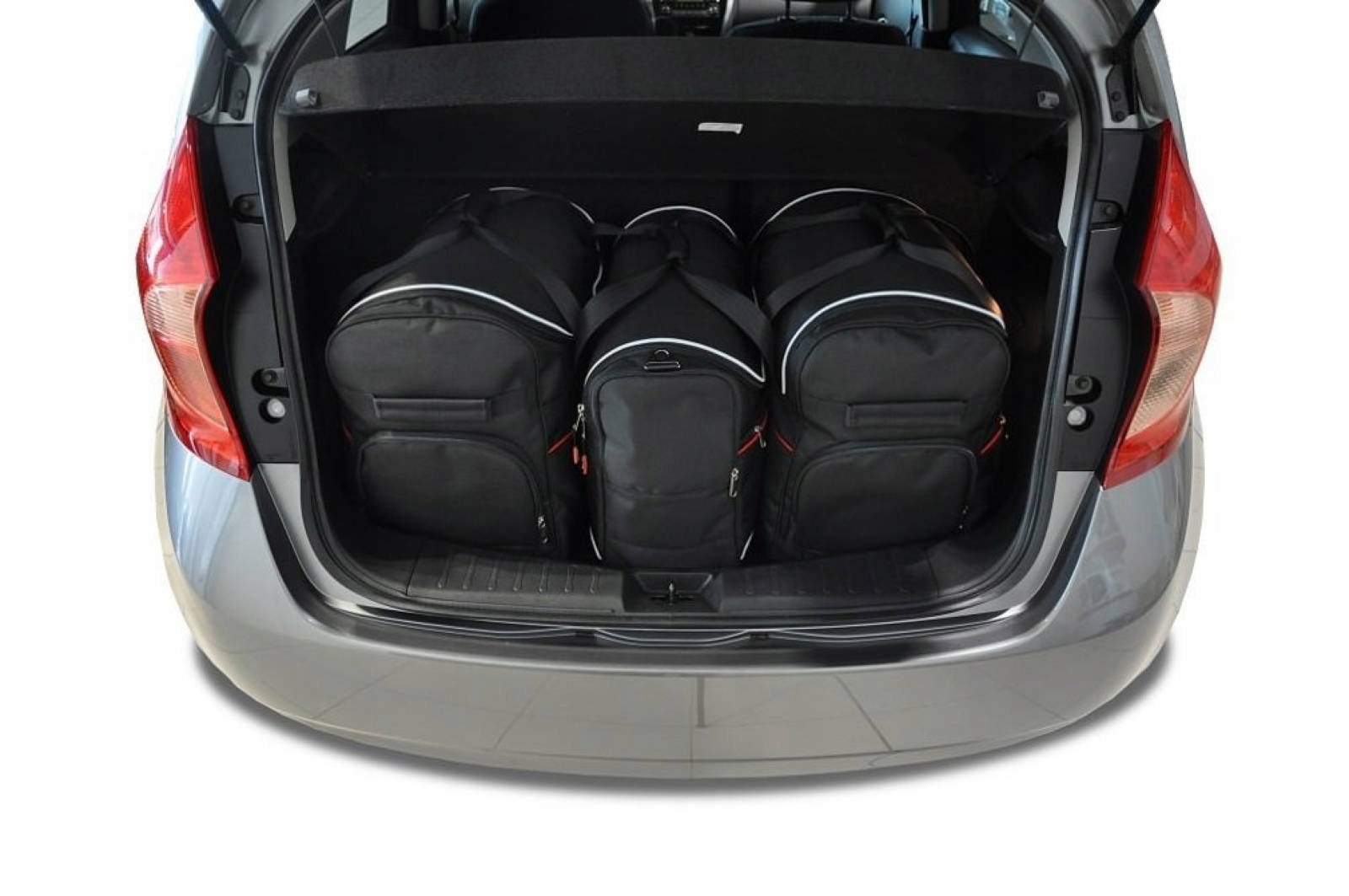 J&j Automotive Sada 3ks cestovných tašiek Sport pre Nissan Note 2013-2016