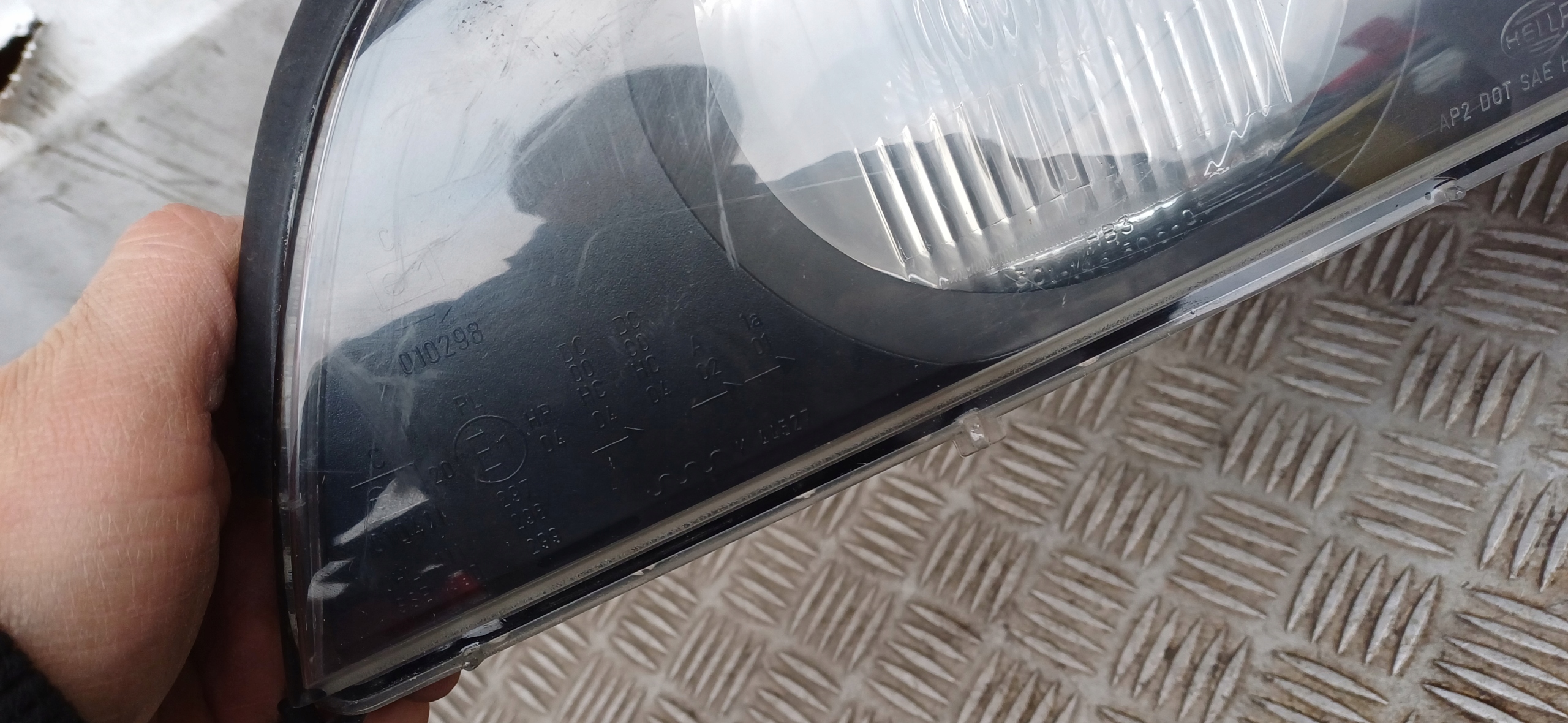 BMW 5 E39 light front left H7 ZWYKLA
