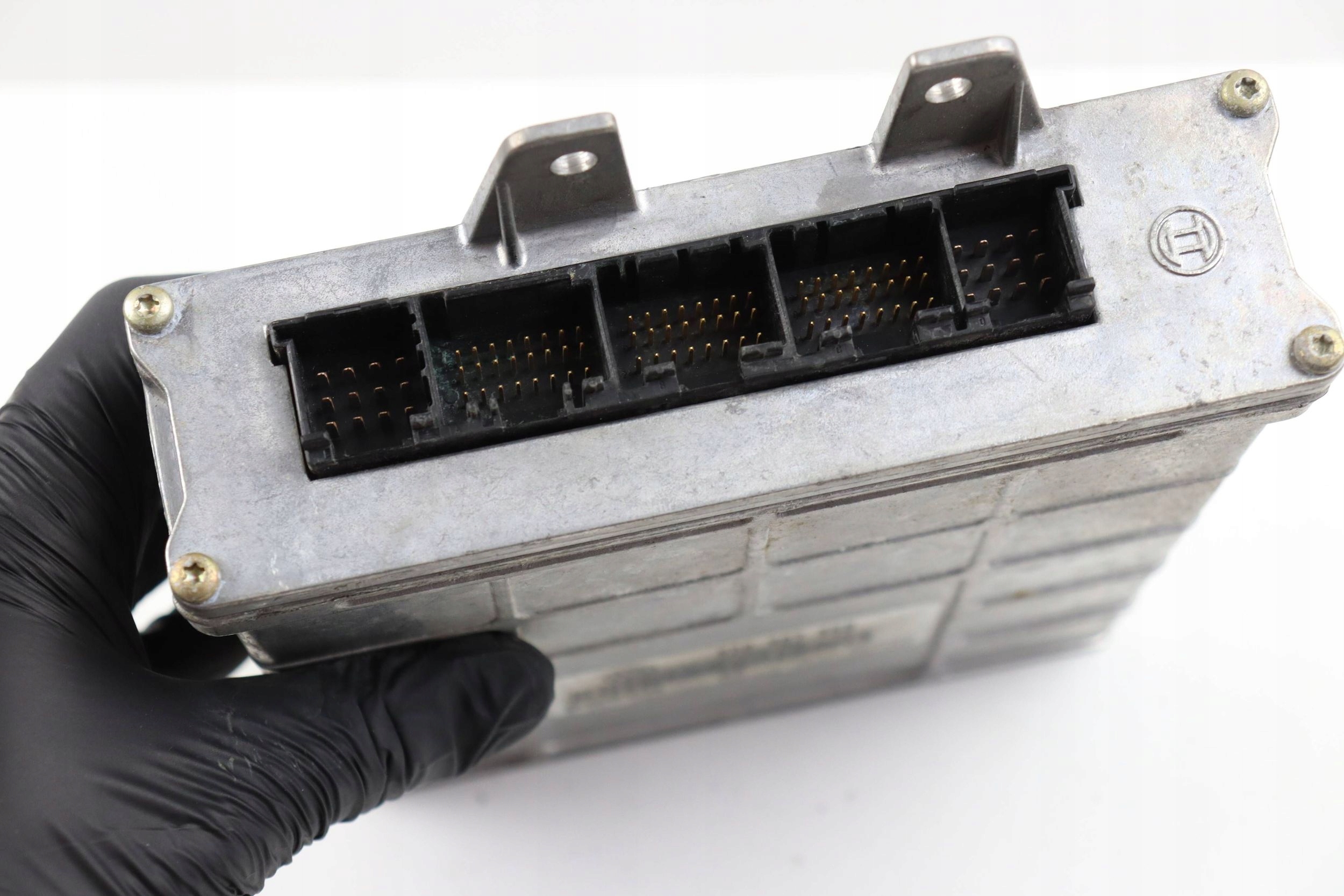 VW PASSAT B5 computer control unit of the engine 1.8 petrol 8D0907558 0261204502