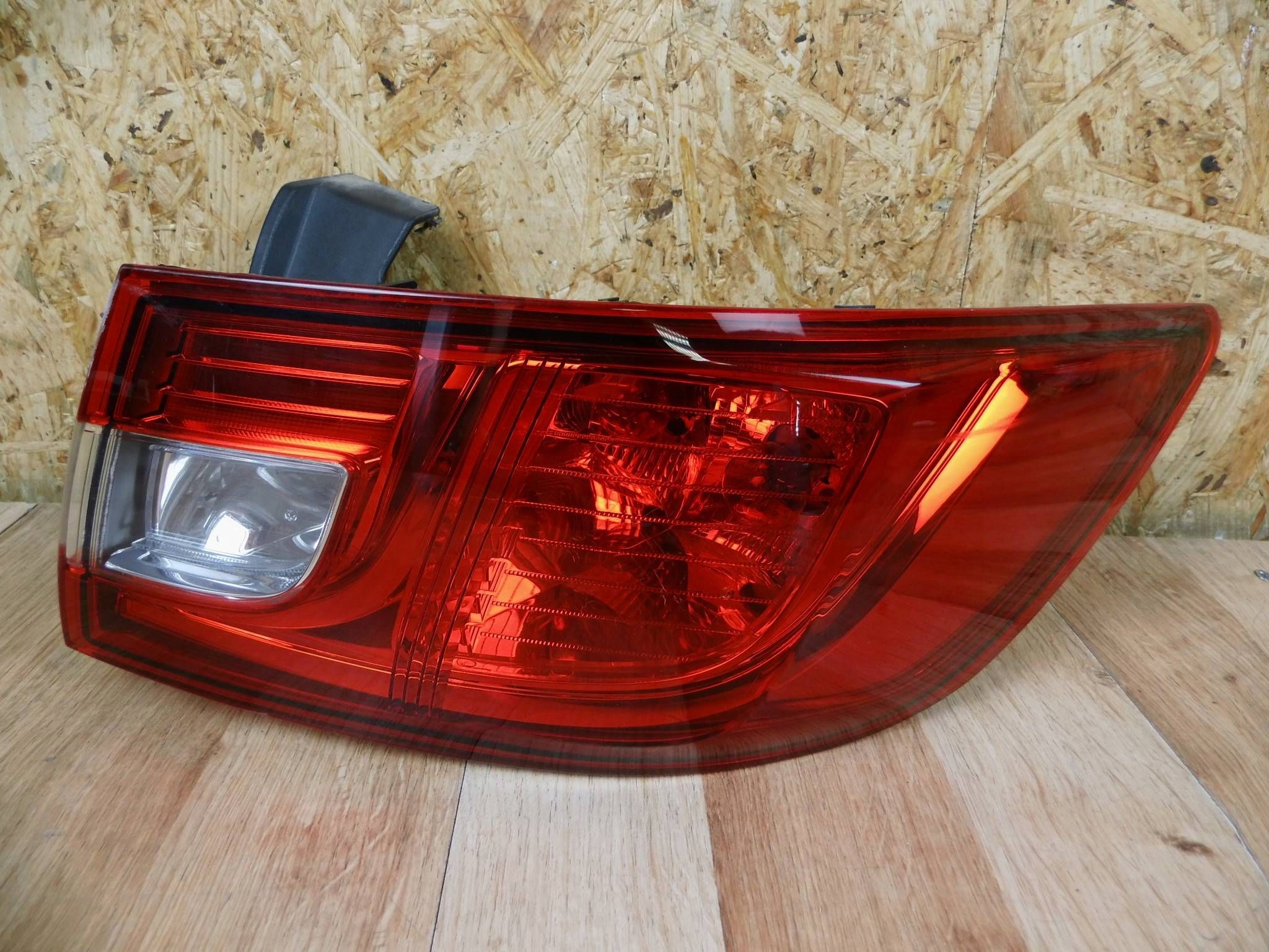 Renault Clio IV 2012-2016 HB light right rear part rear right 265509846R