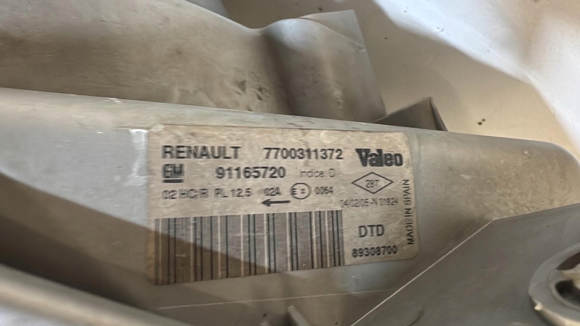 light right front REFLEKTOR right front RENAULT TRAFIC OPEL VIVARO
