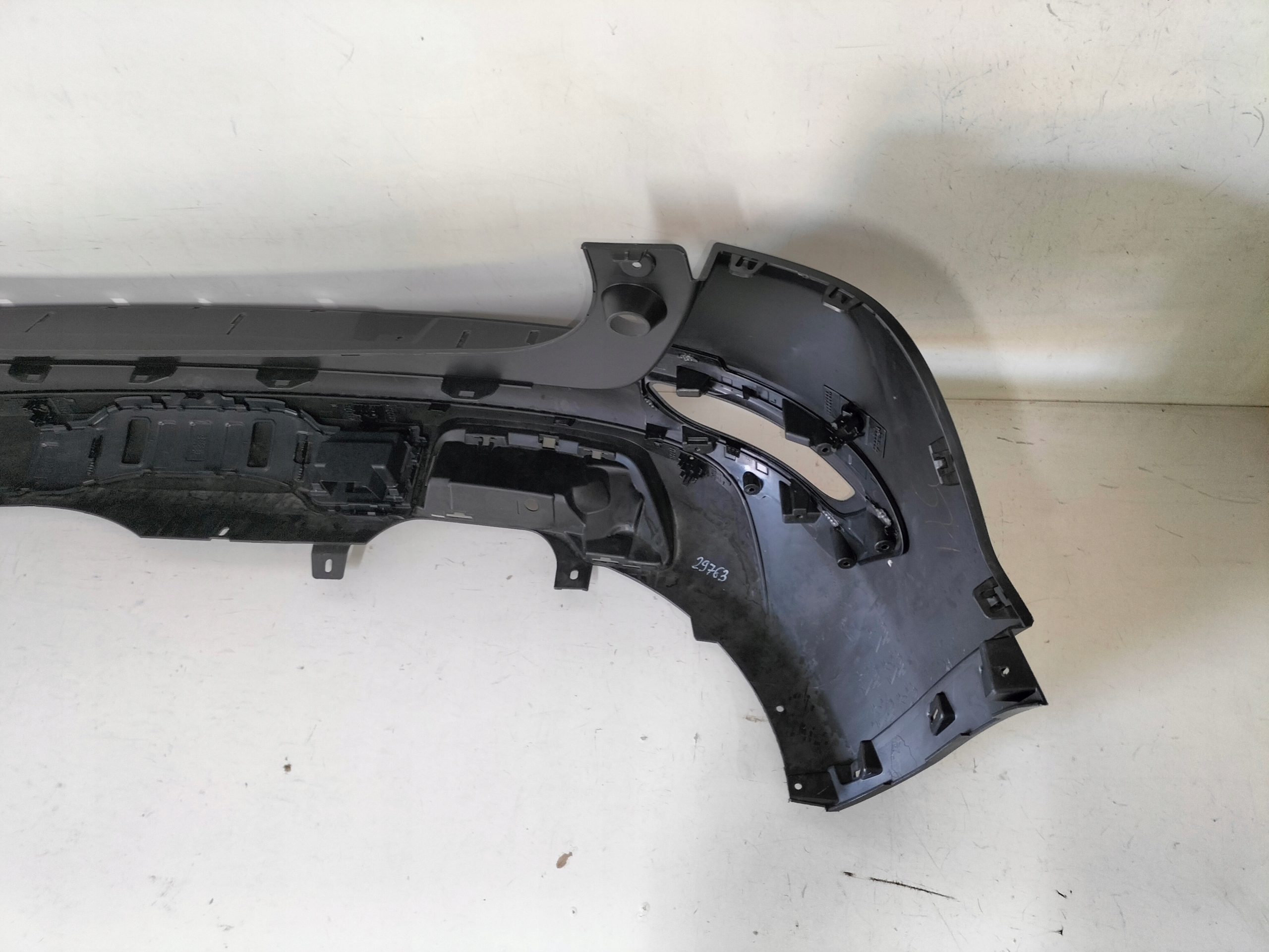 bumper rear PEUGEOT 5008 II 16