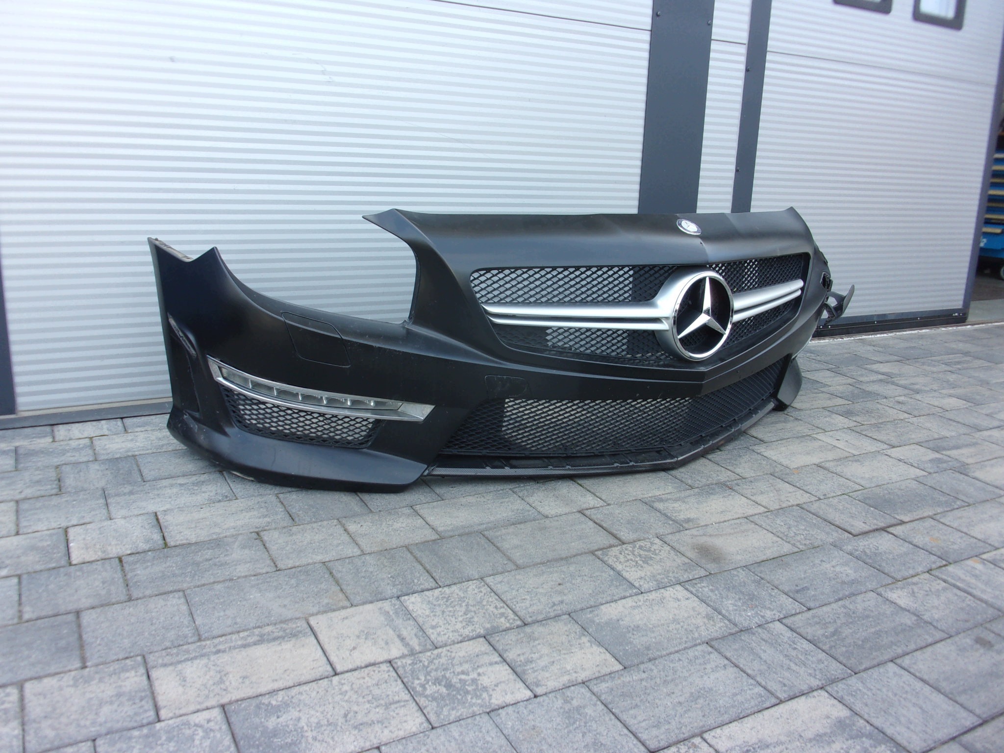 MERCEDES R231 SL231 SL 63 AMG front bumper front A2318850725