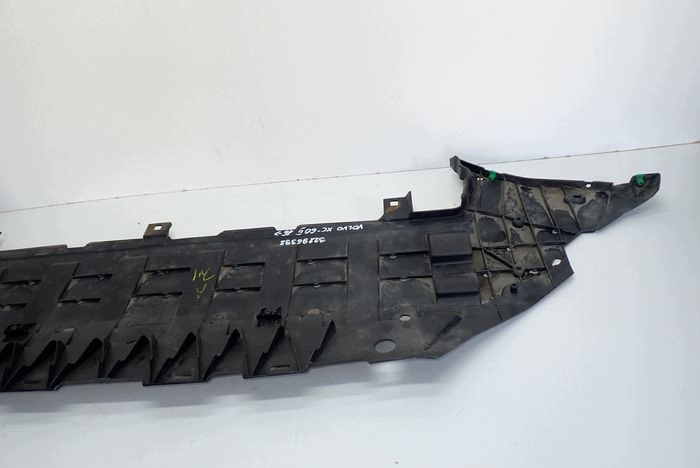 VOLVO XC60 II LIFT 21- Blende Abdeckung abdeckung unter Stoßstange