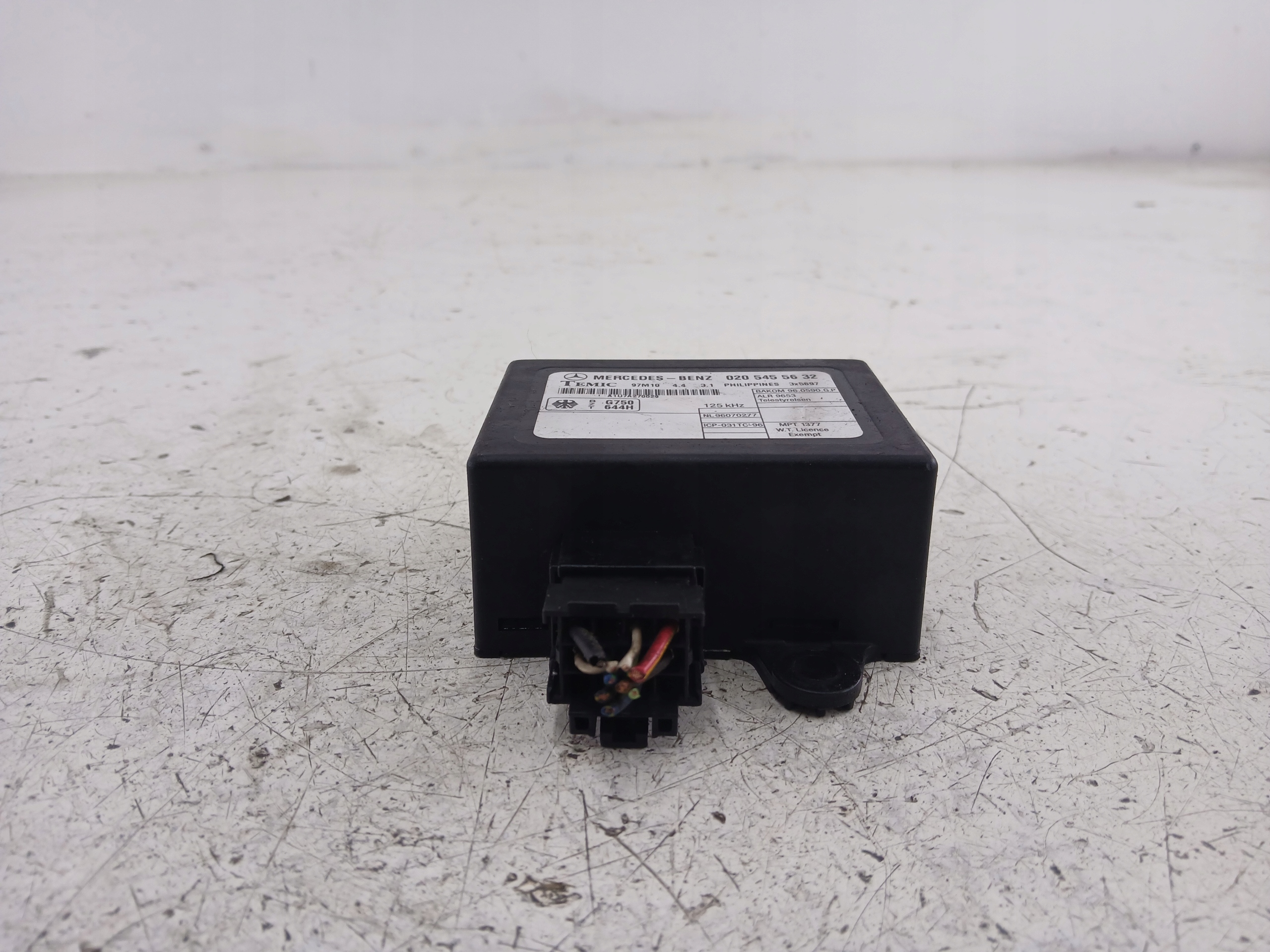 MERCEDES VITO W638 Module IMMOBILIZERA de la serrure Central 0205455632