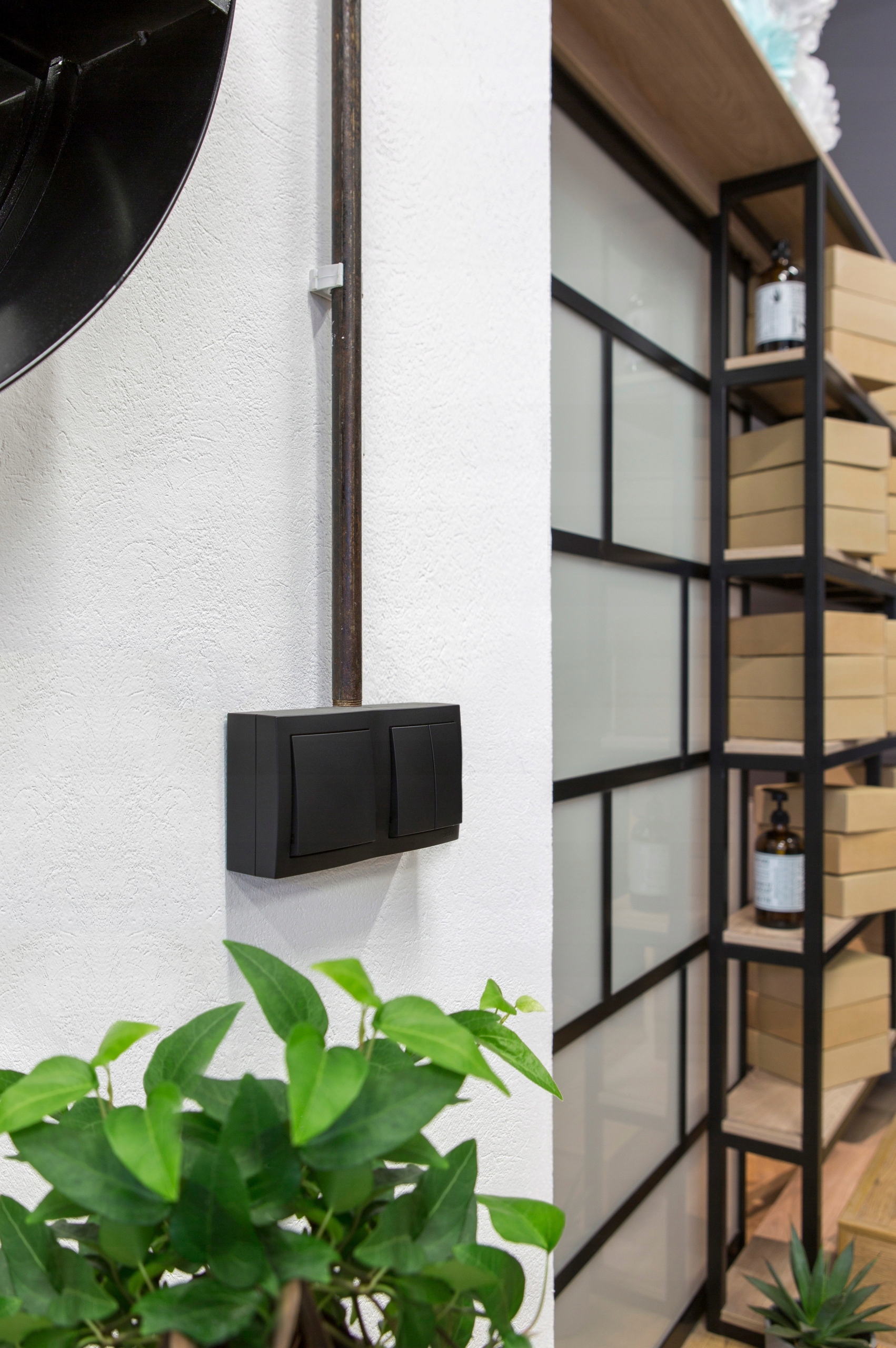 SIMON AQUACLICK Gniazdo pojedyncze IP44 natynkowe Kod producenta ACGZ1C/49