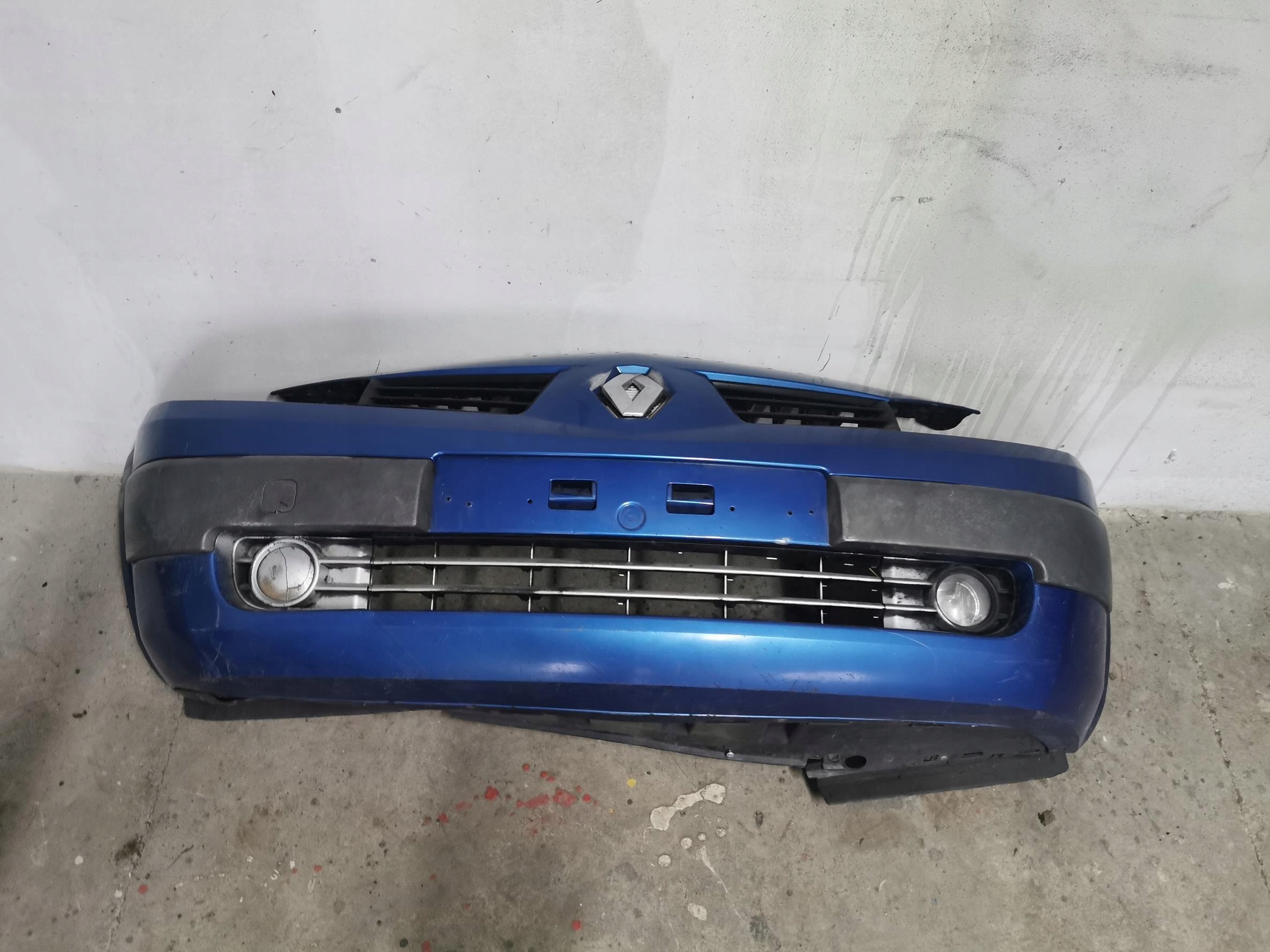 front bumper complete RENAULT MEGANE II 8200142000 02-06