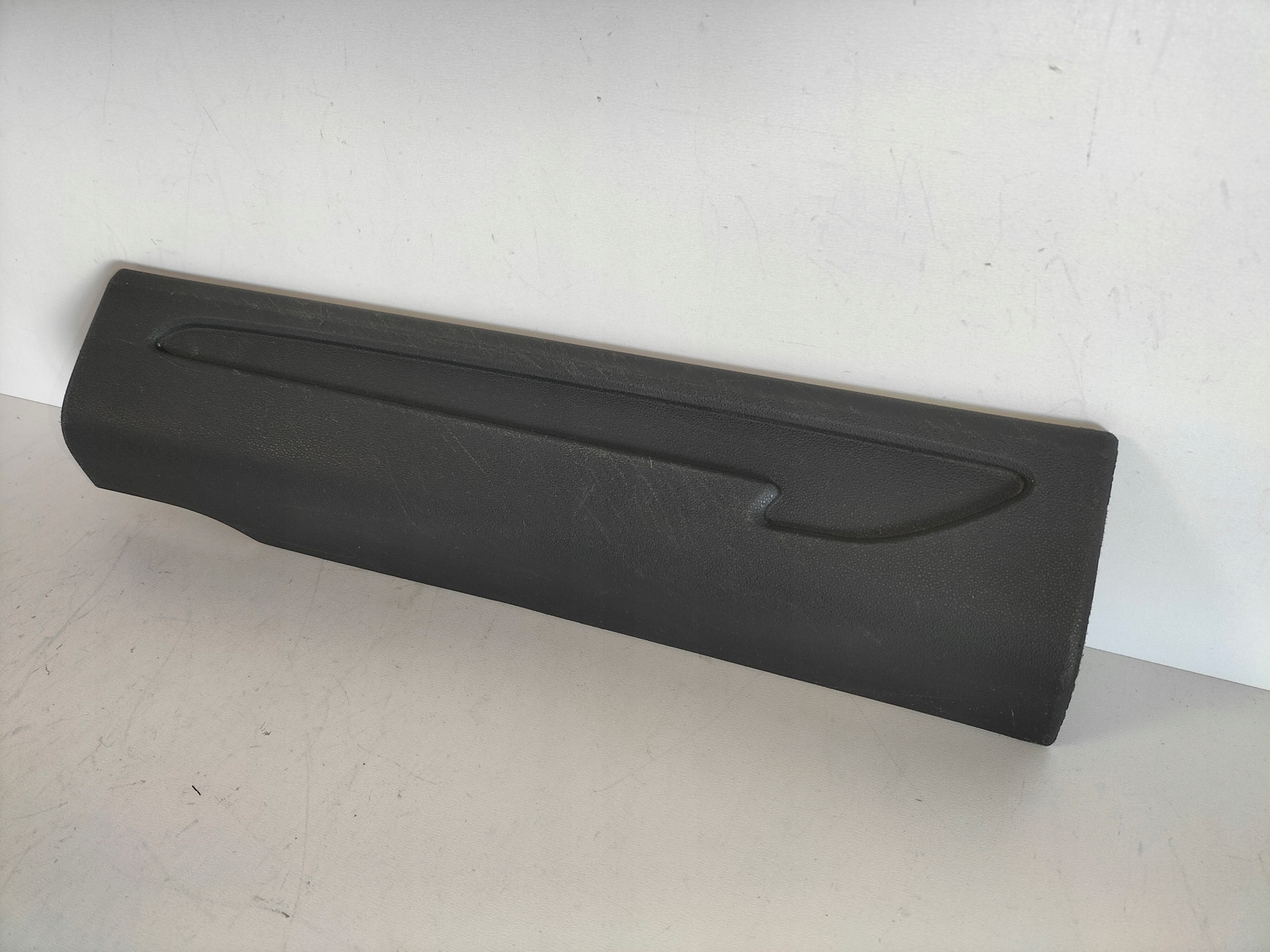 cap moulding of the threshold front left CITROEN C3 II 10-16