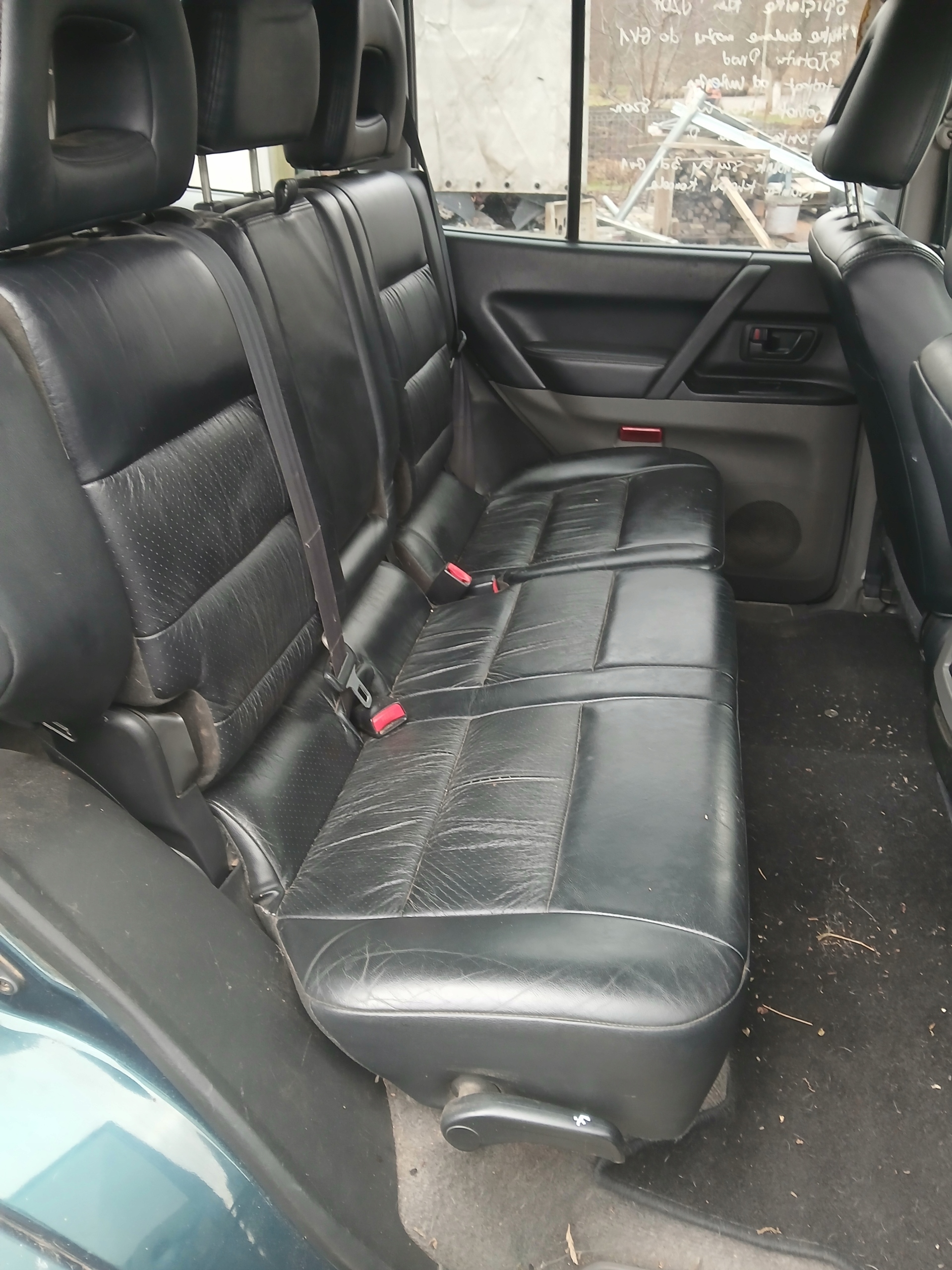 Pajero III 5d кресла , черные , комплект