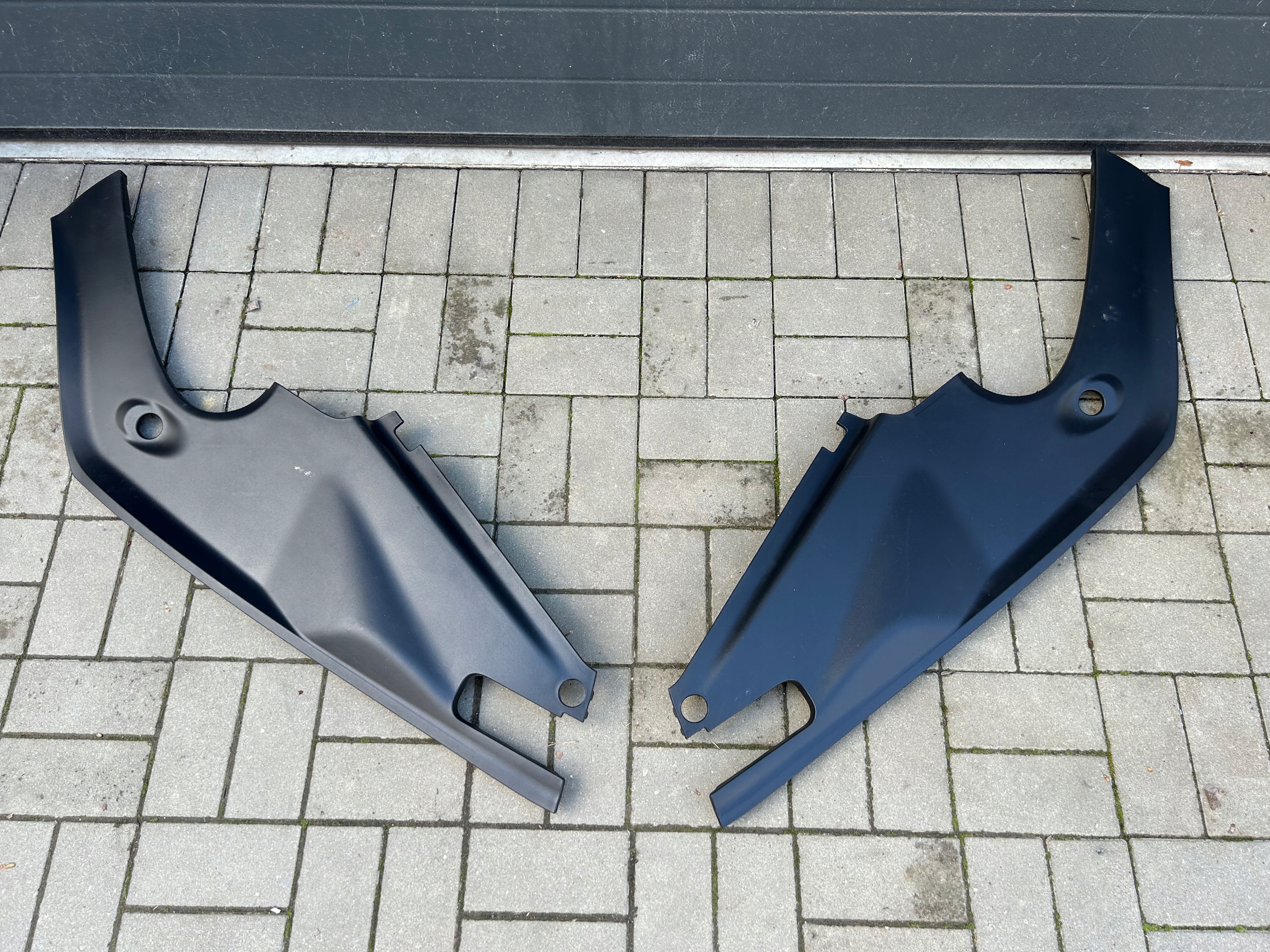 Tesla S Lift covering komplet left right