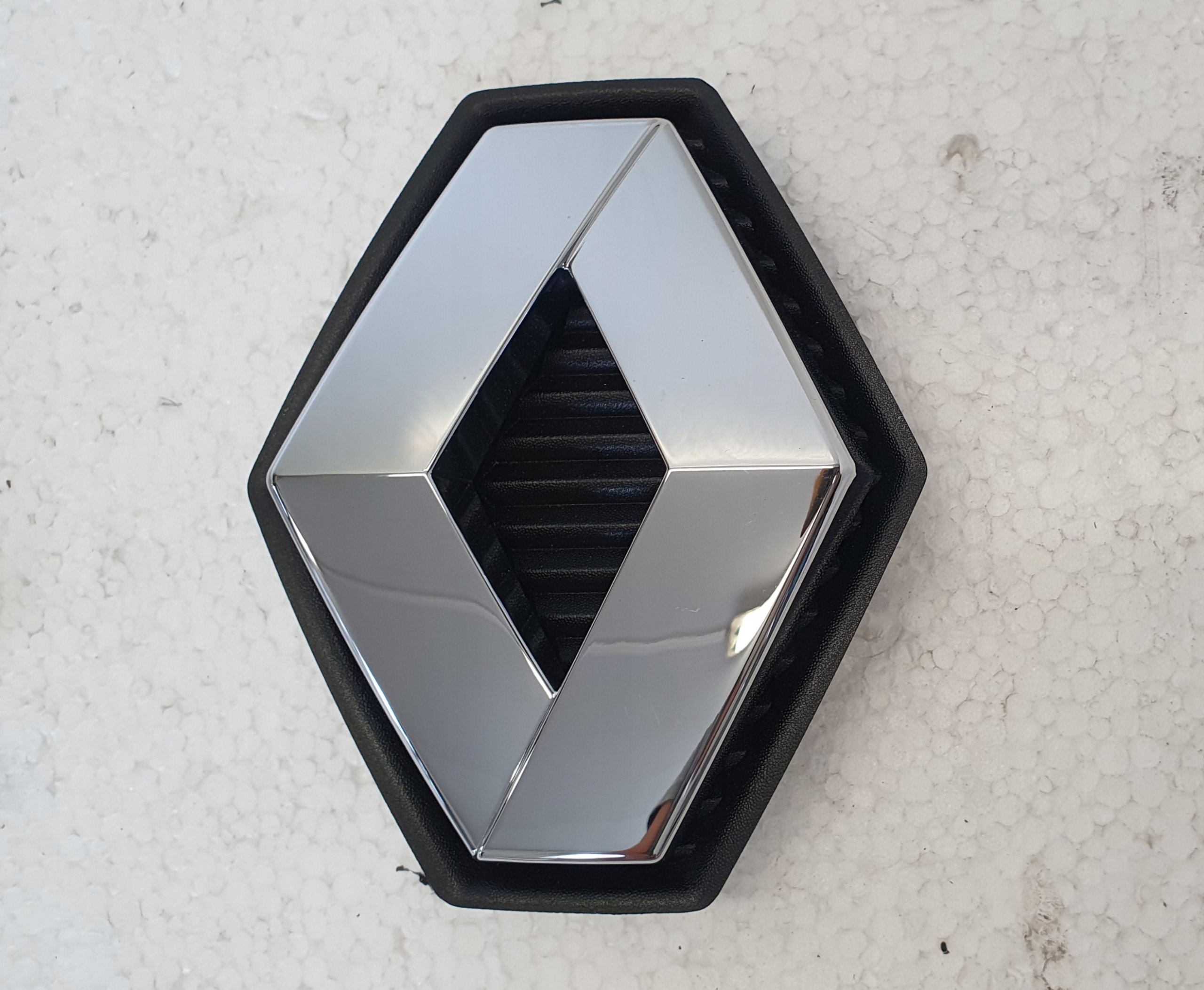 EMBLEMAT LOGO ZNACZEK RENAULT MEGANE II SCENIC II 03- NOWY Marka Renault