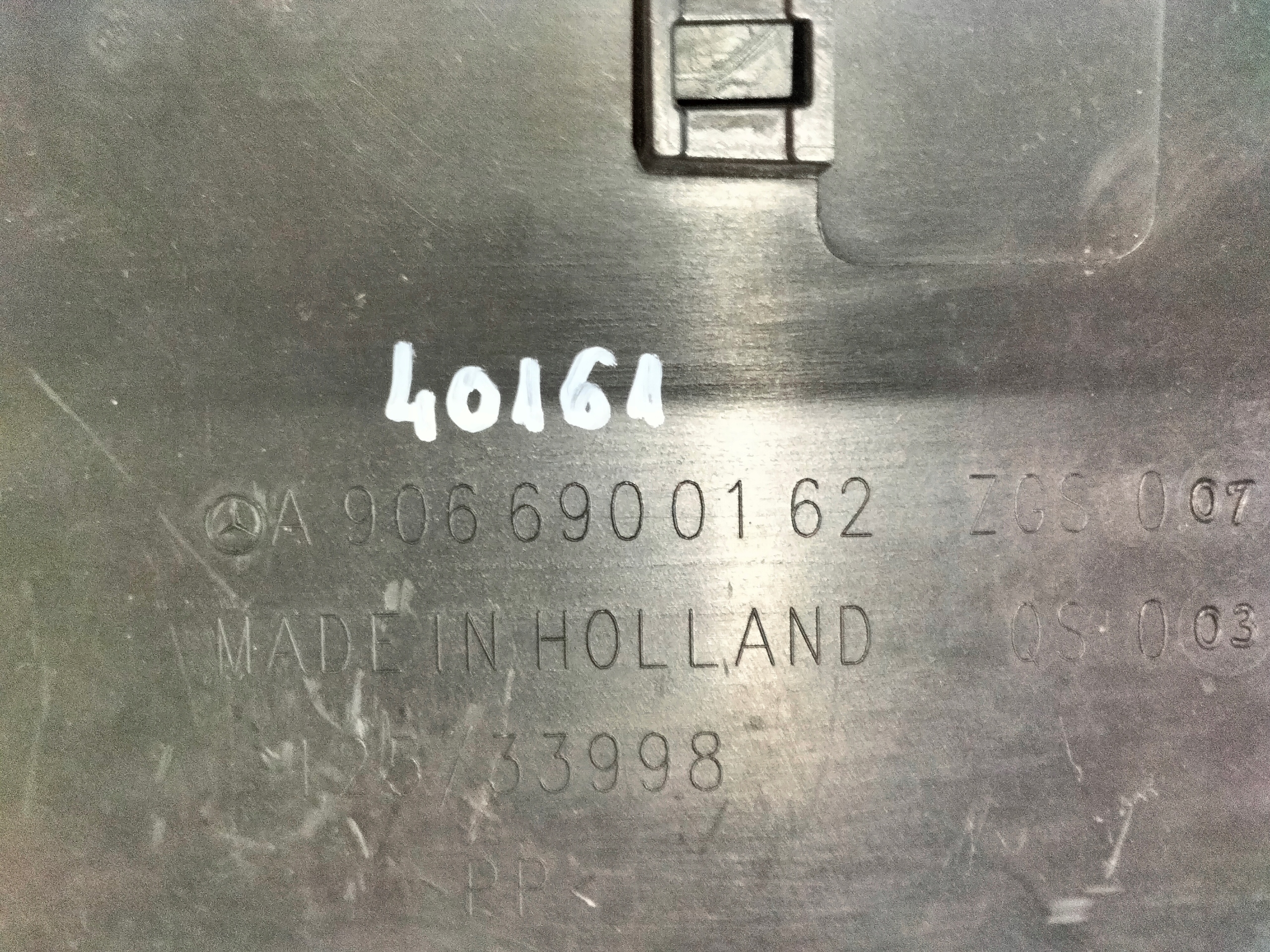 moulding cap door front left MERCEDES SPRINTER W906 06