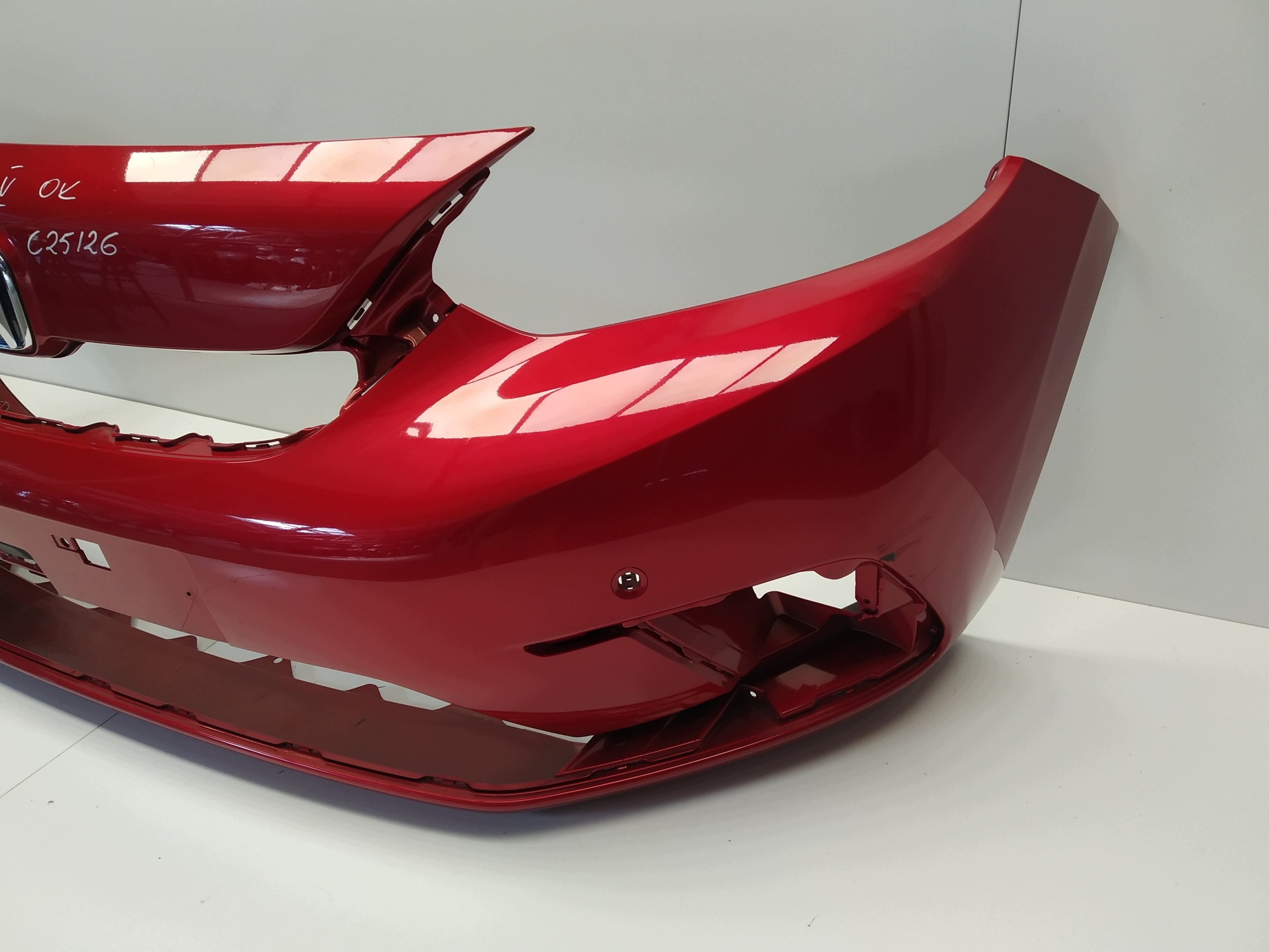 2020r + Honda Jazz V Hybryda bumper front Pdc red claret