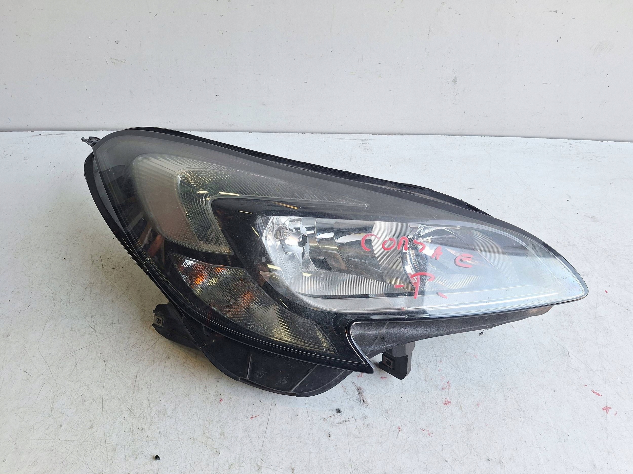 OPEL CORSA E 14-19 light right UK-ANGLIK 1LF011830-08