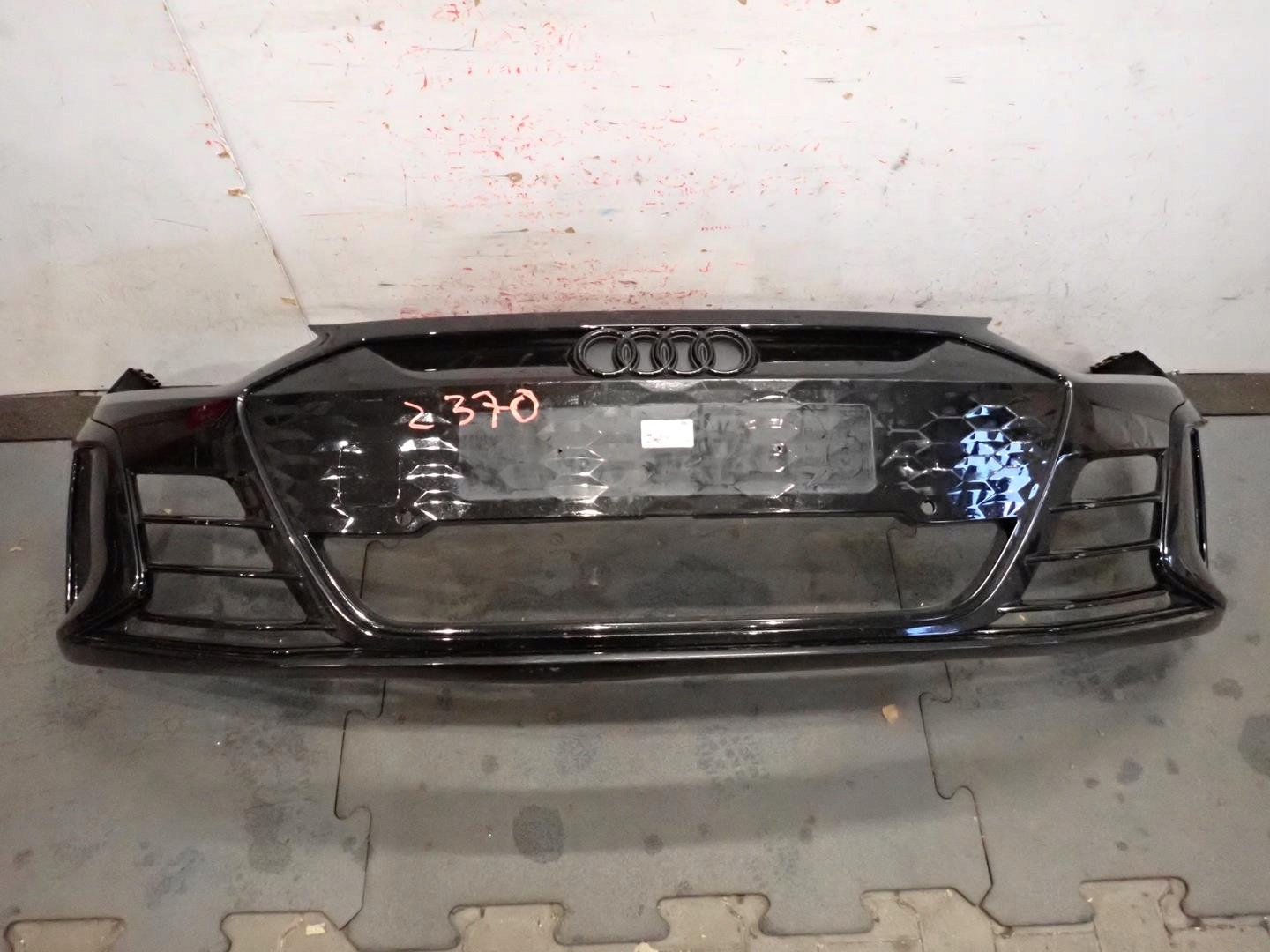 bumper front front AUDI GT RS E-TRON 2021- 4J3807529