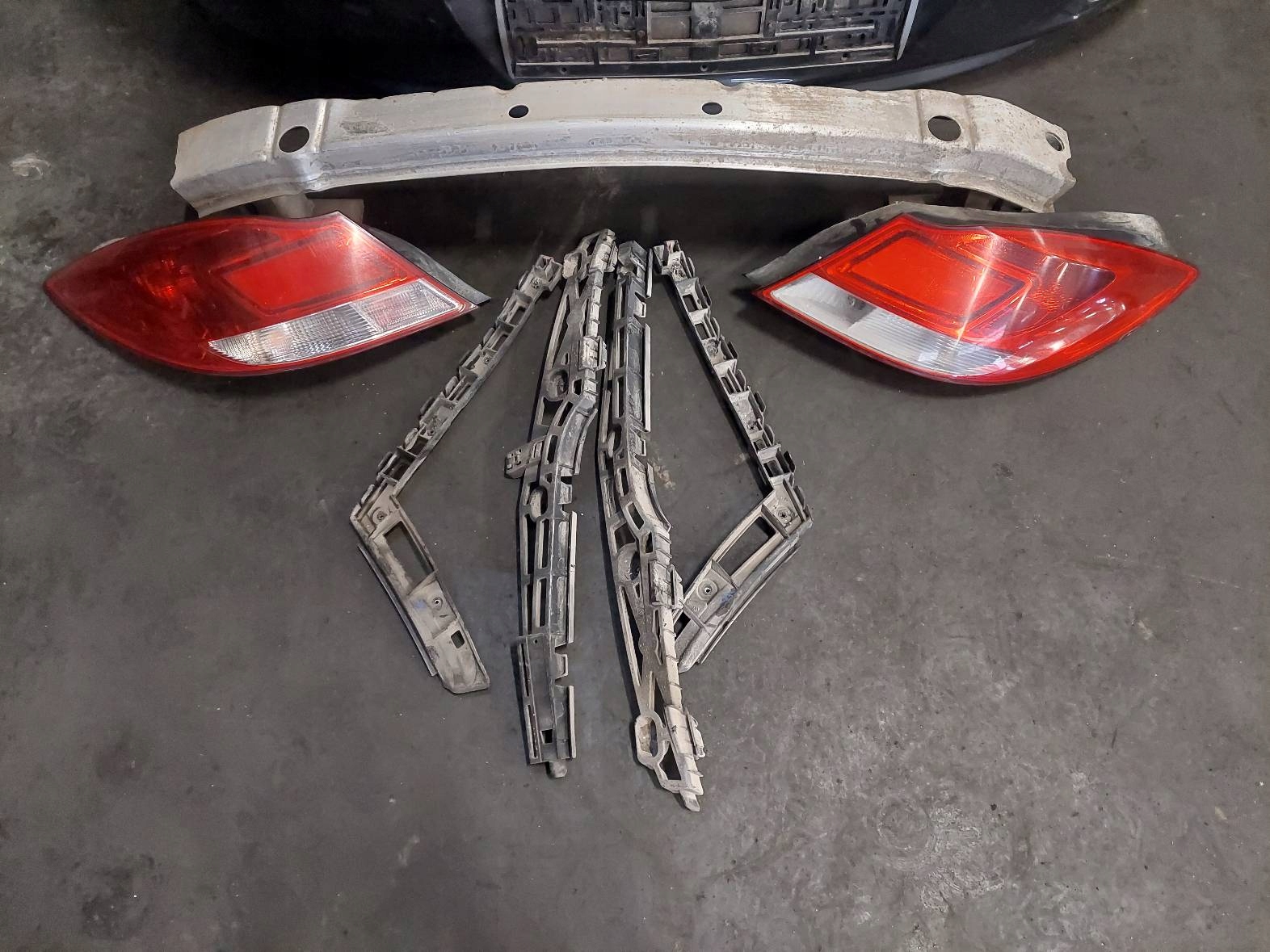 complete rear part OPEL INSIGNIA A Z177 trunk door bumper lights