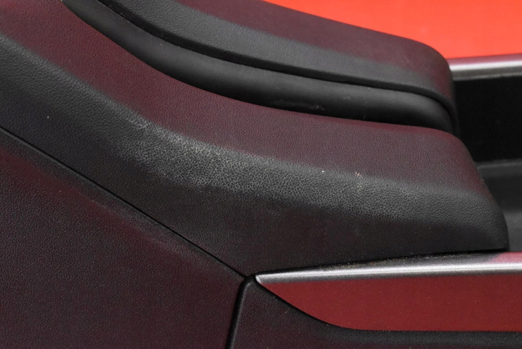 TUNEL media EU PEUGEOT 2008 1 e 13-17