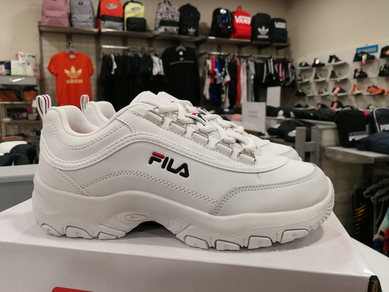BUTY DAMSKIE FILA STRADA LOW DISRUPTOR ROZ. 39 Kolor wielokolorowy