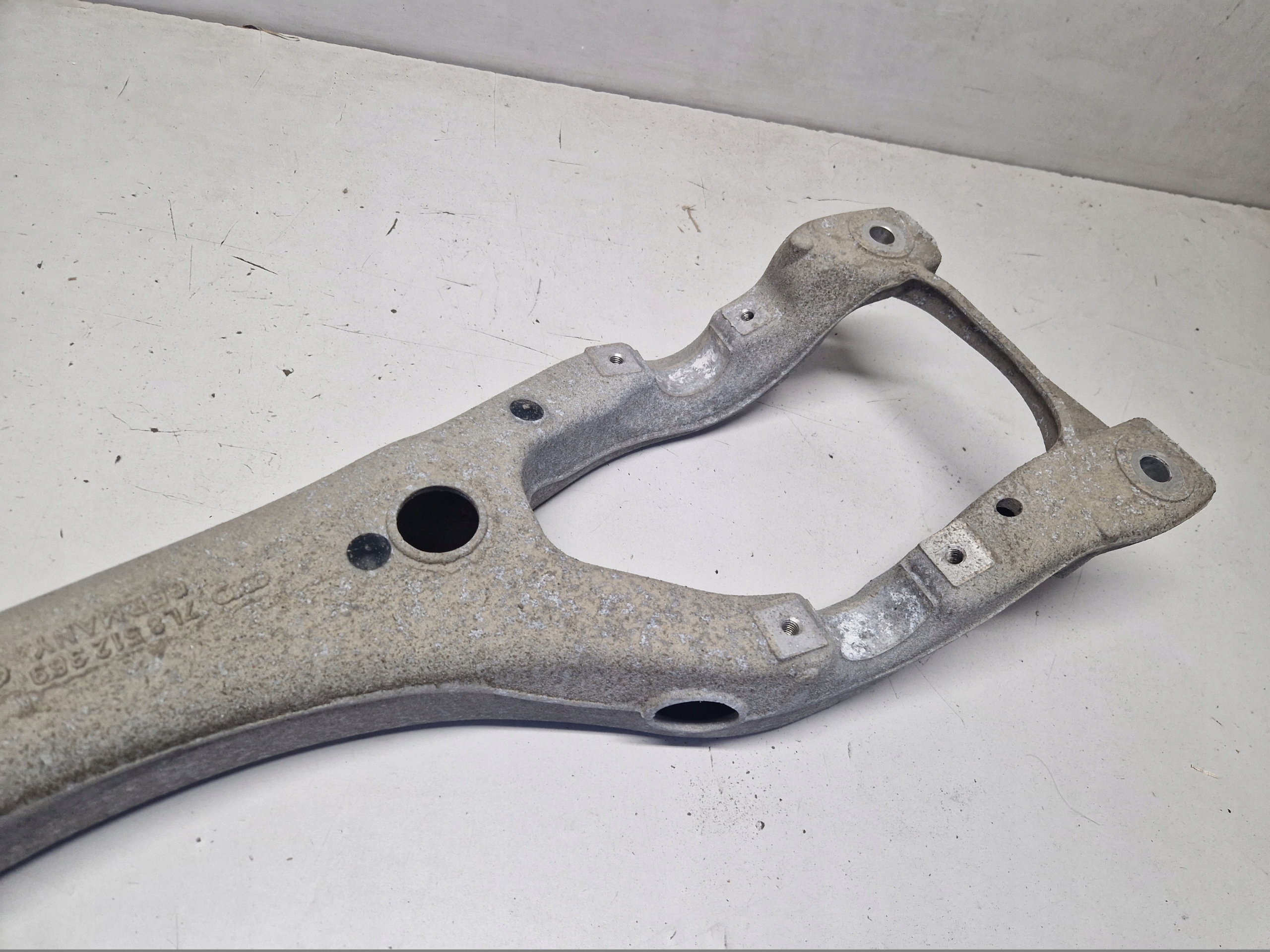 AUDI Q7 4L axle beam subframe axle beam rear part 7L8512369