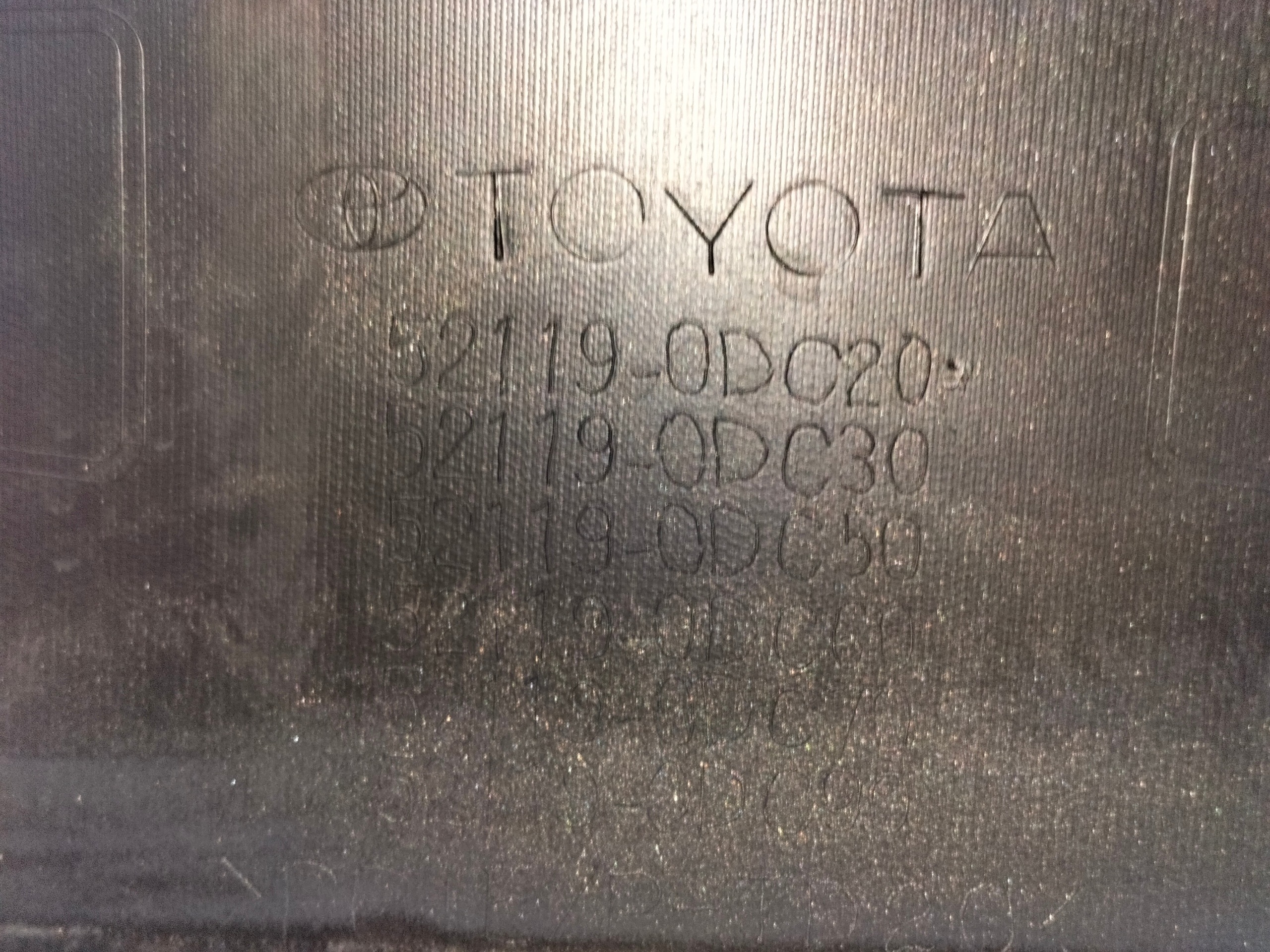 front bumper front TOYOTA YARIS CROSS 20