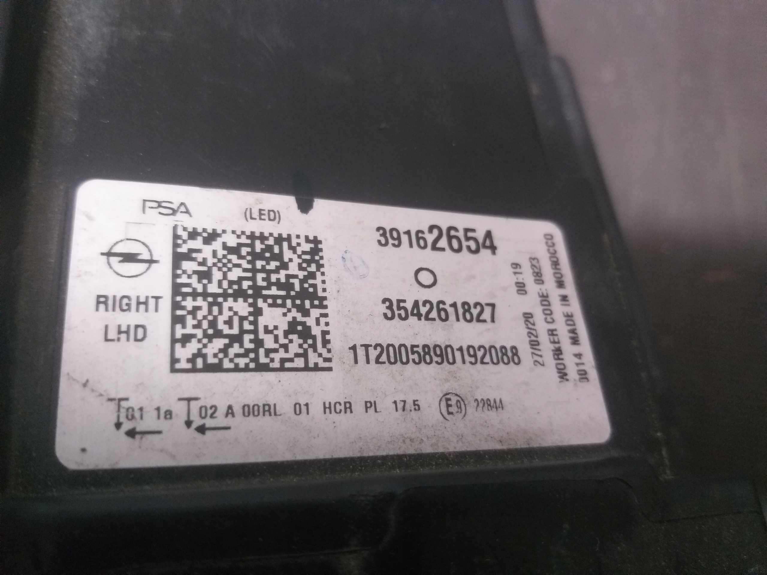 LIGHT FRONT RIGHT OPEL CORSA F FULL LED 39162654