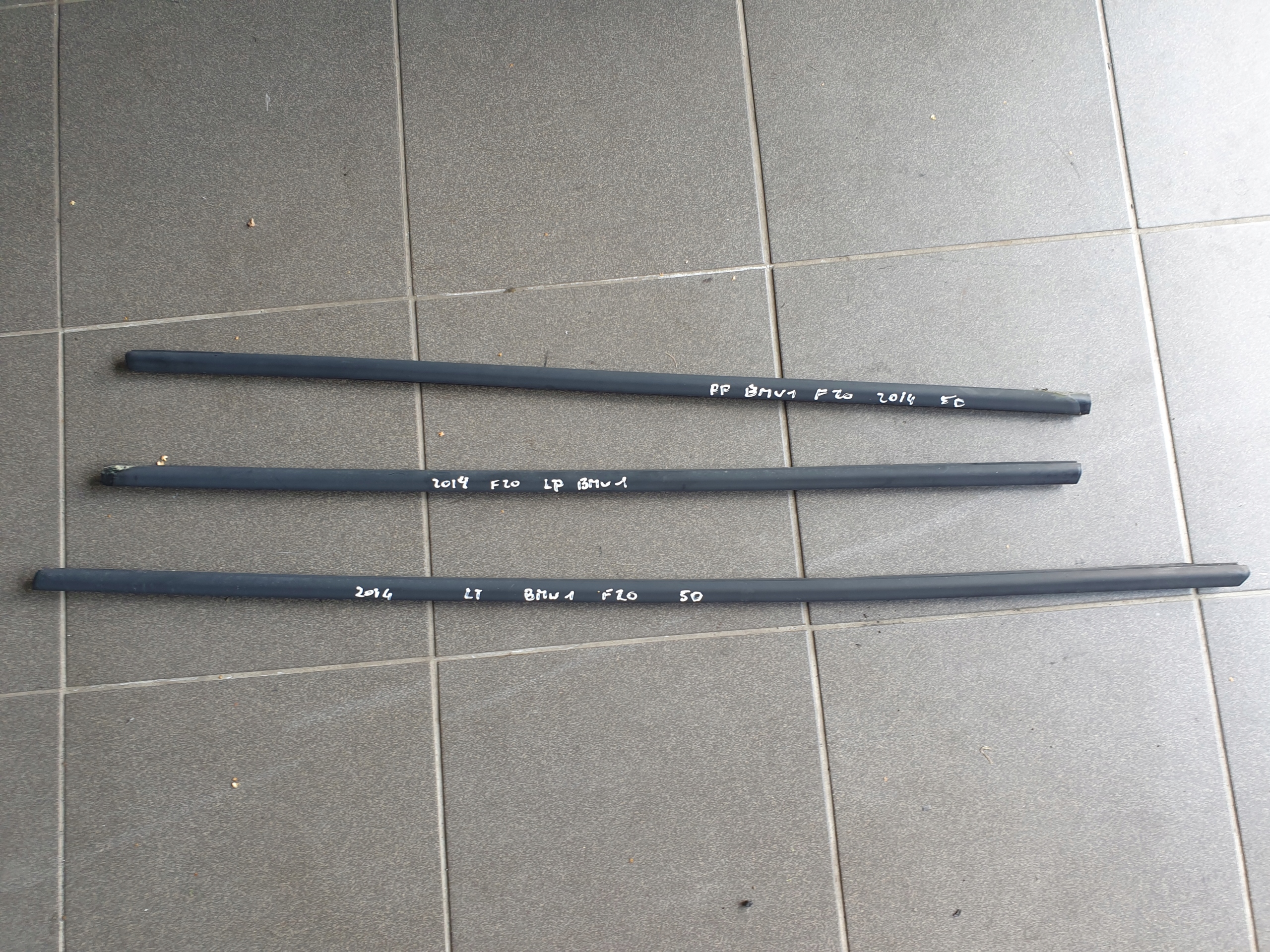 moulding dust door BMW 1 F20 2011- 5D