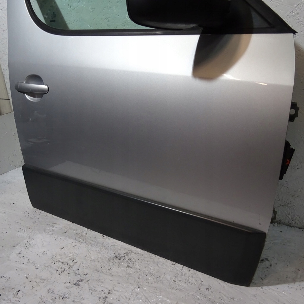 SKODA ROOMSTER door front right 9156