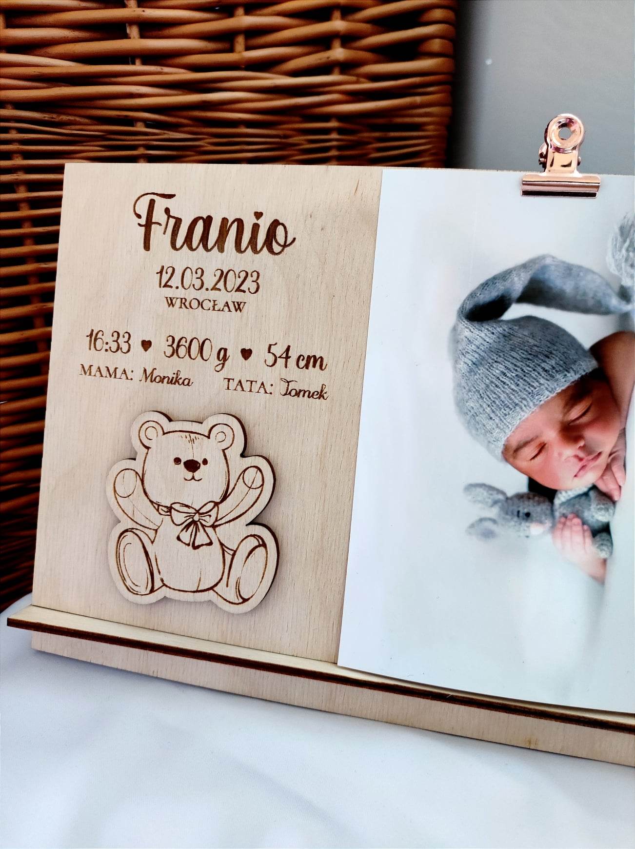 Prezent na roczek Chrzest metryczka ramka Kolor naturalny odcienie brązu i beżu