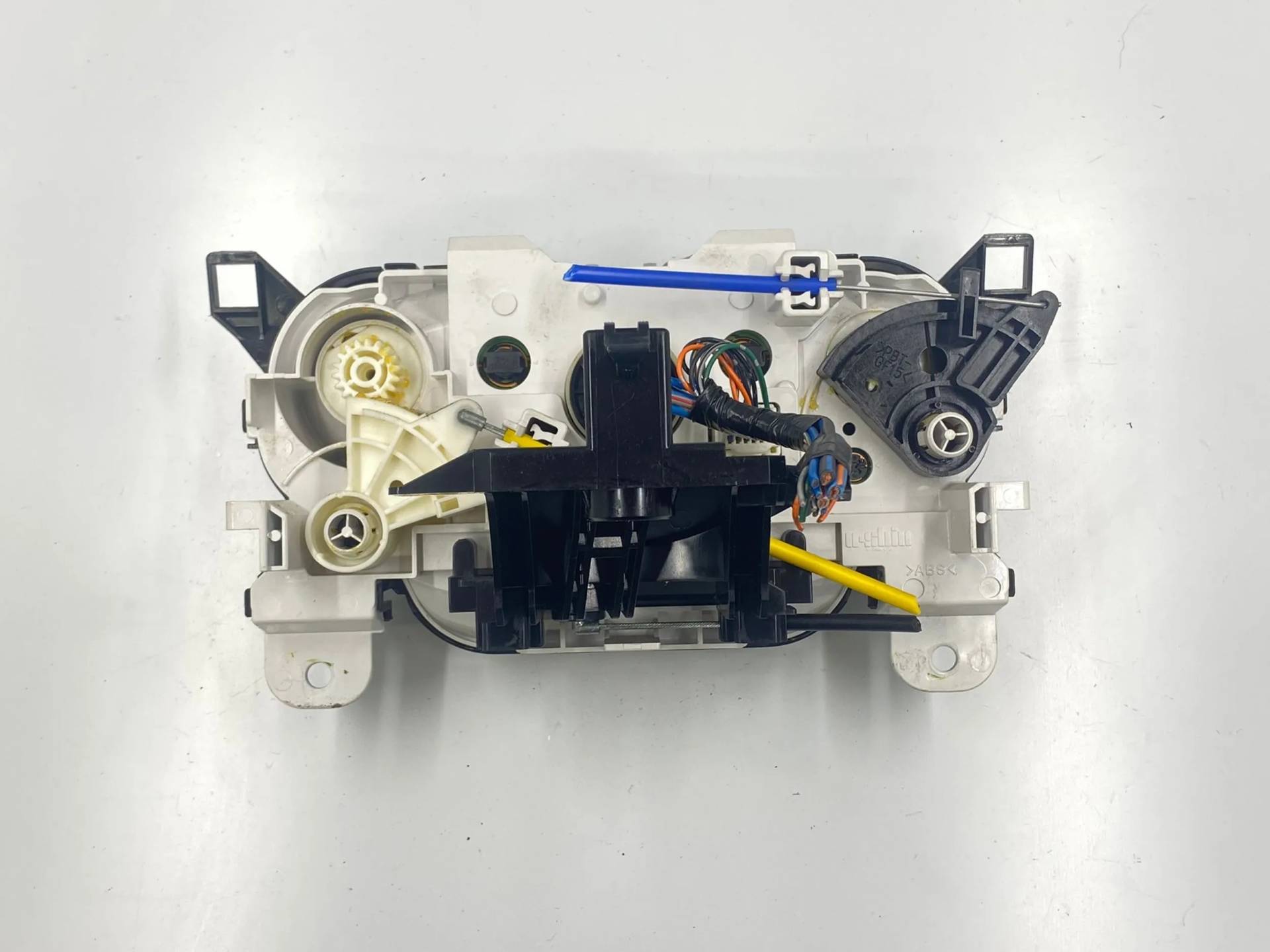 vezérlö panel a klímának Mazda 2 2 DE 2009 DN82-61-190