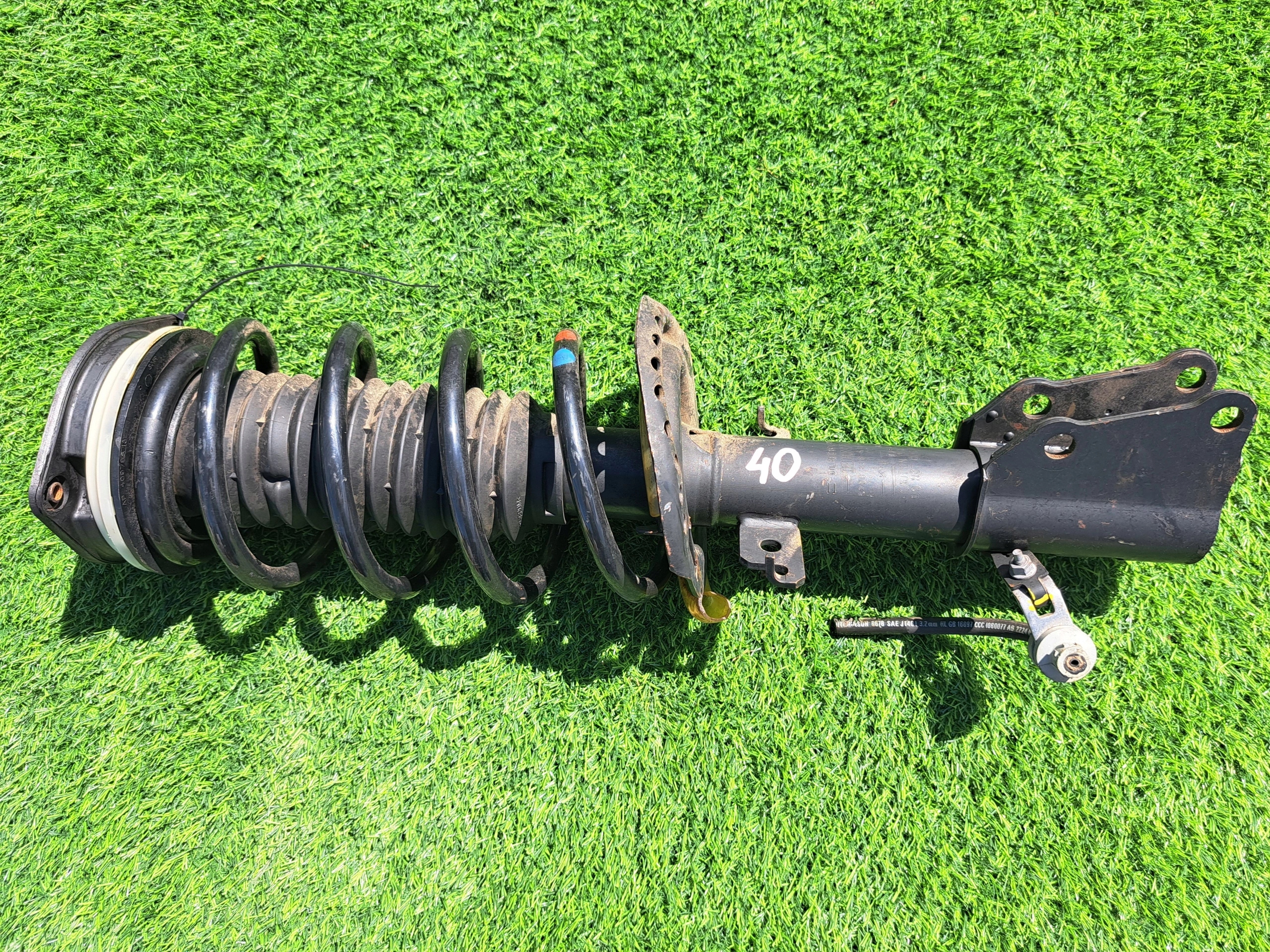 RENAULT KANGOO CITAN 8200868516 shock absorber front original MCPERSON