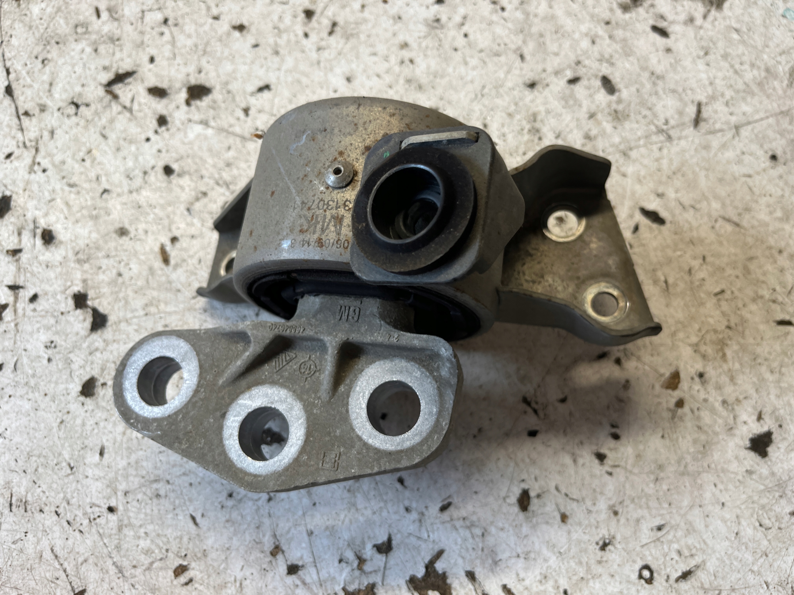 OPEL ADAM holder holder console engine mount 13130741 MK