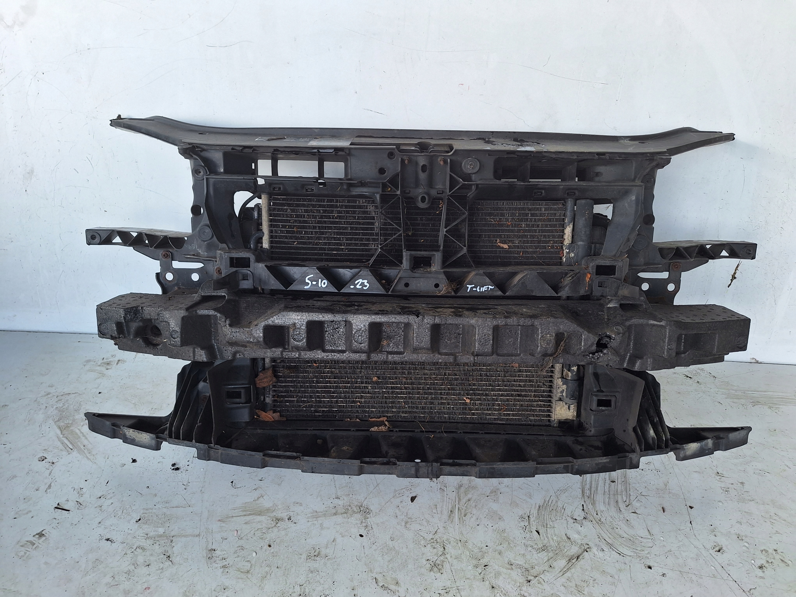 VOLKSWAGEN TOURAN and LIFT 06-10 support panel for radiators TDI