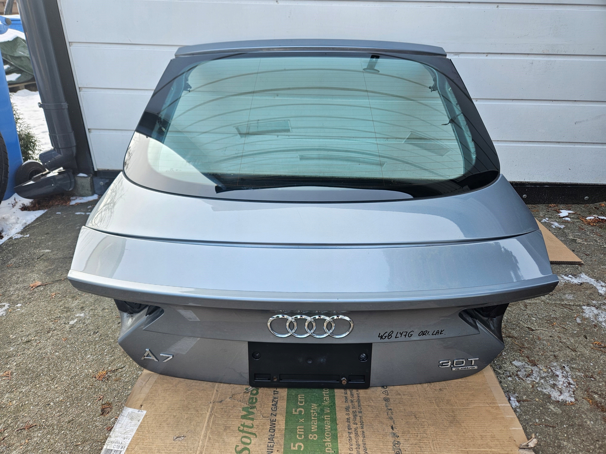 trunk door boot AUDI A7 C7 4G window LY7G
