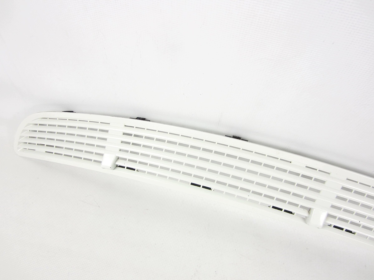 grid intake bonnets Mercedes W251 R-klasa 650 Biala