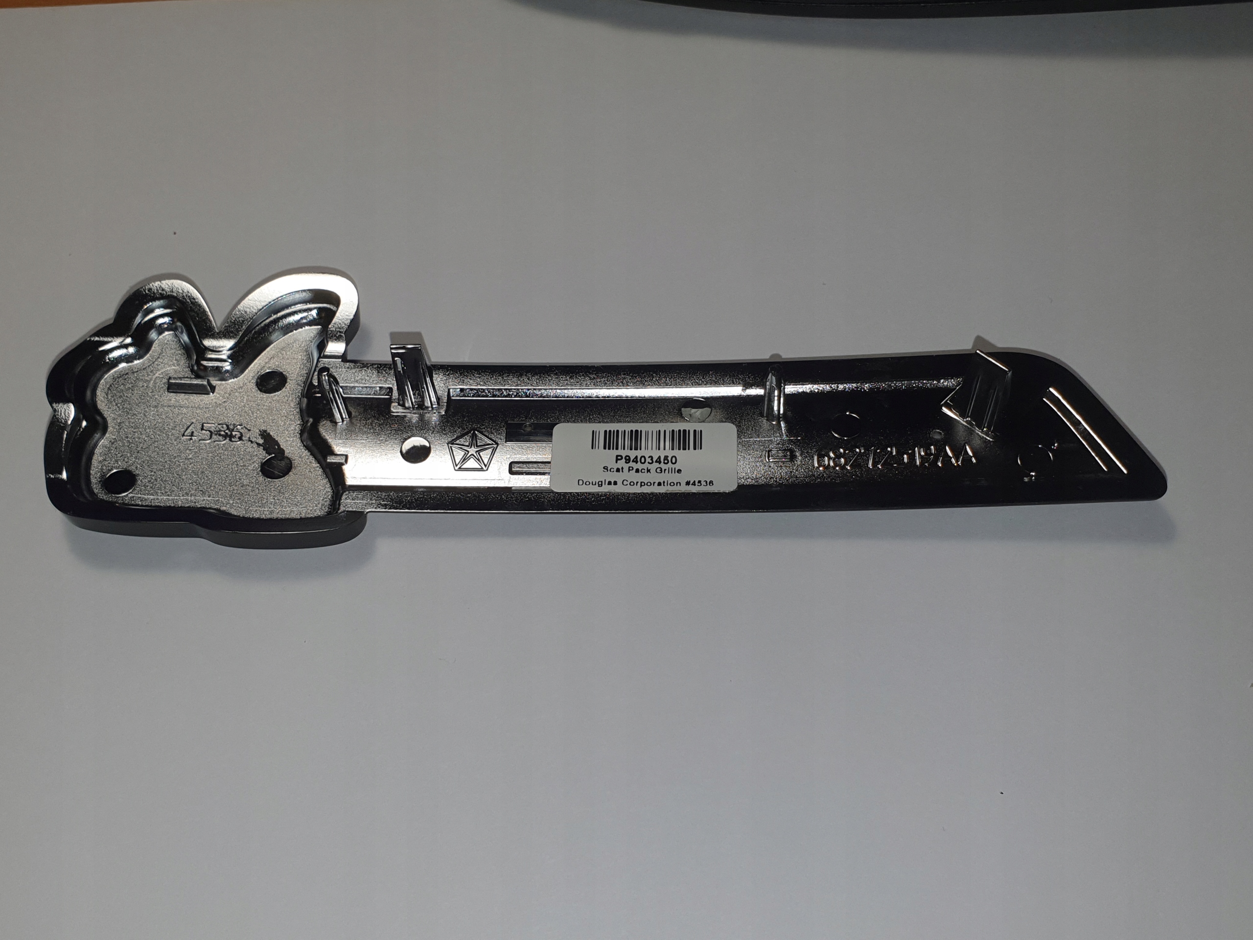 ZNACZEK LOGO EMBLEMAT SCAT PACK DODGE CHARGER LD 2015-2018 NOWY MOPAR Marka Dodge