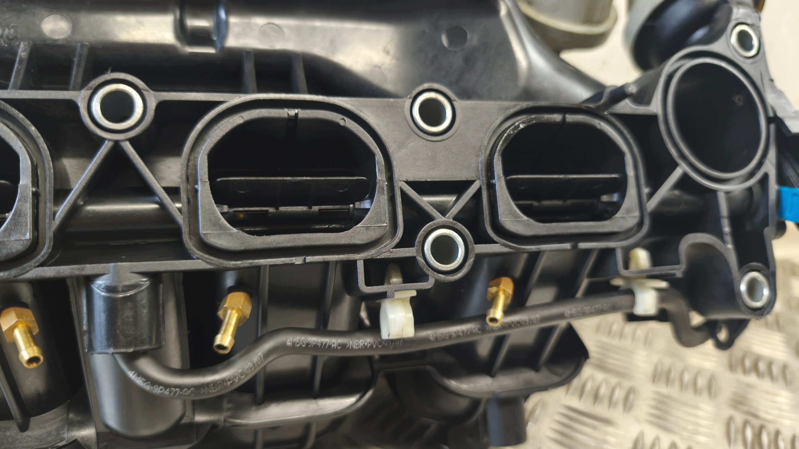 intake manifold DOLOTOWY LPG FORD MONDEO MK IV 2.0B 2007r