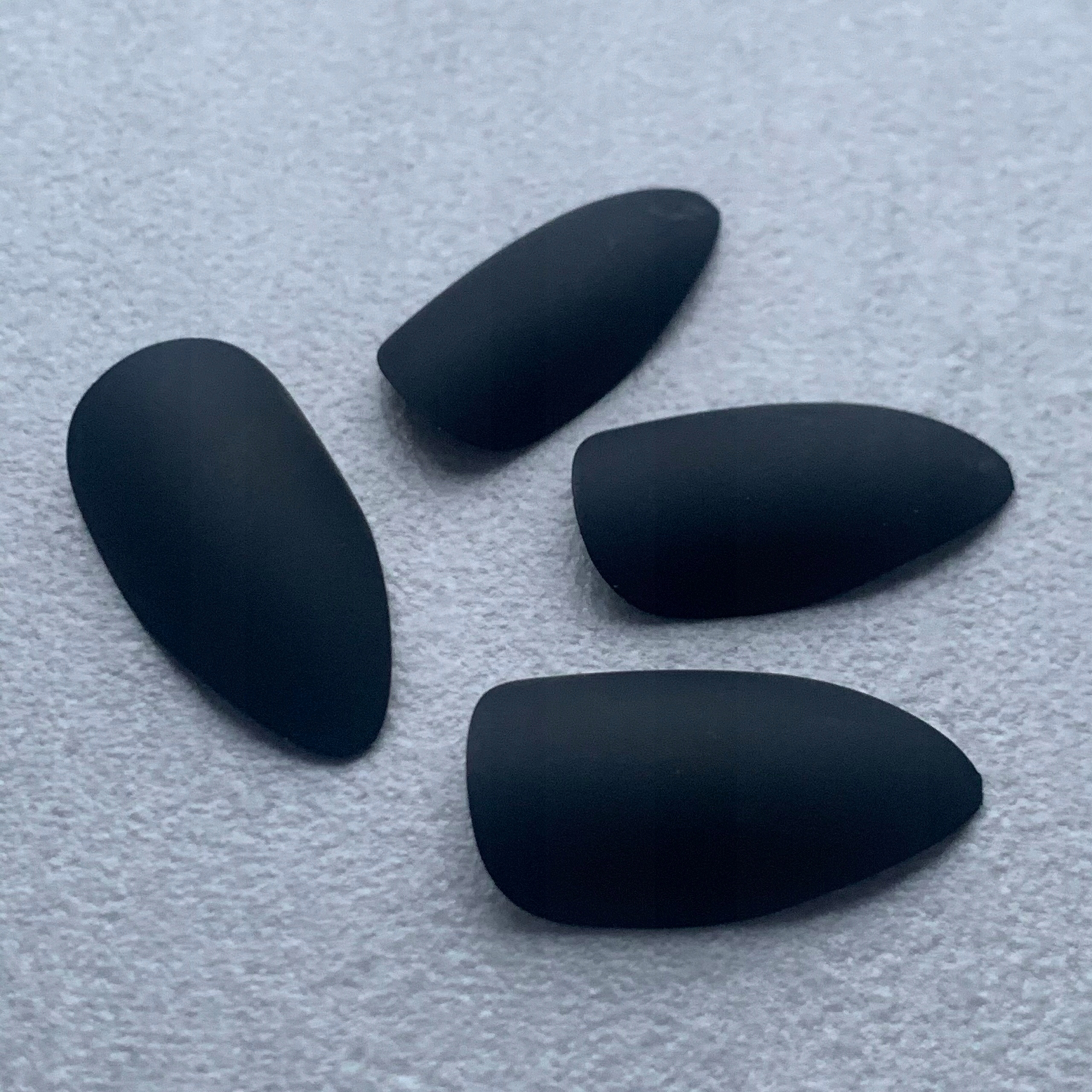 PASDE 6642 TIPSY MAT BLACK 6642 Marka Deni Carte