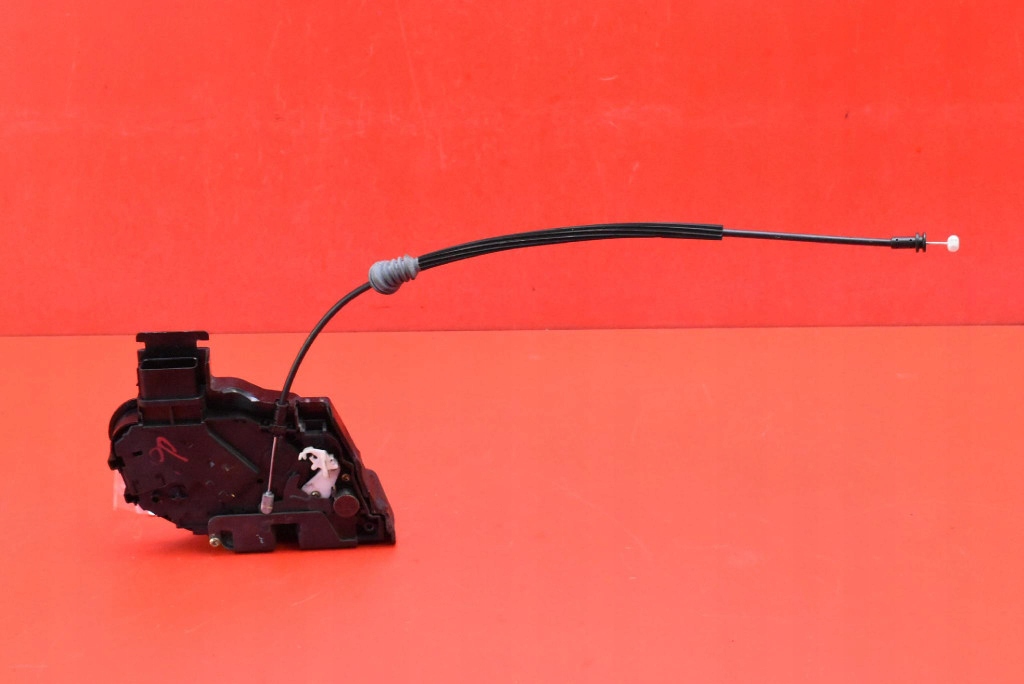 lock door right front front EU 30753663 VOLVO V50 1 and 03-11