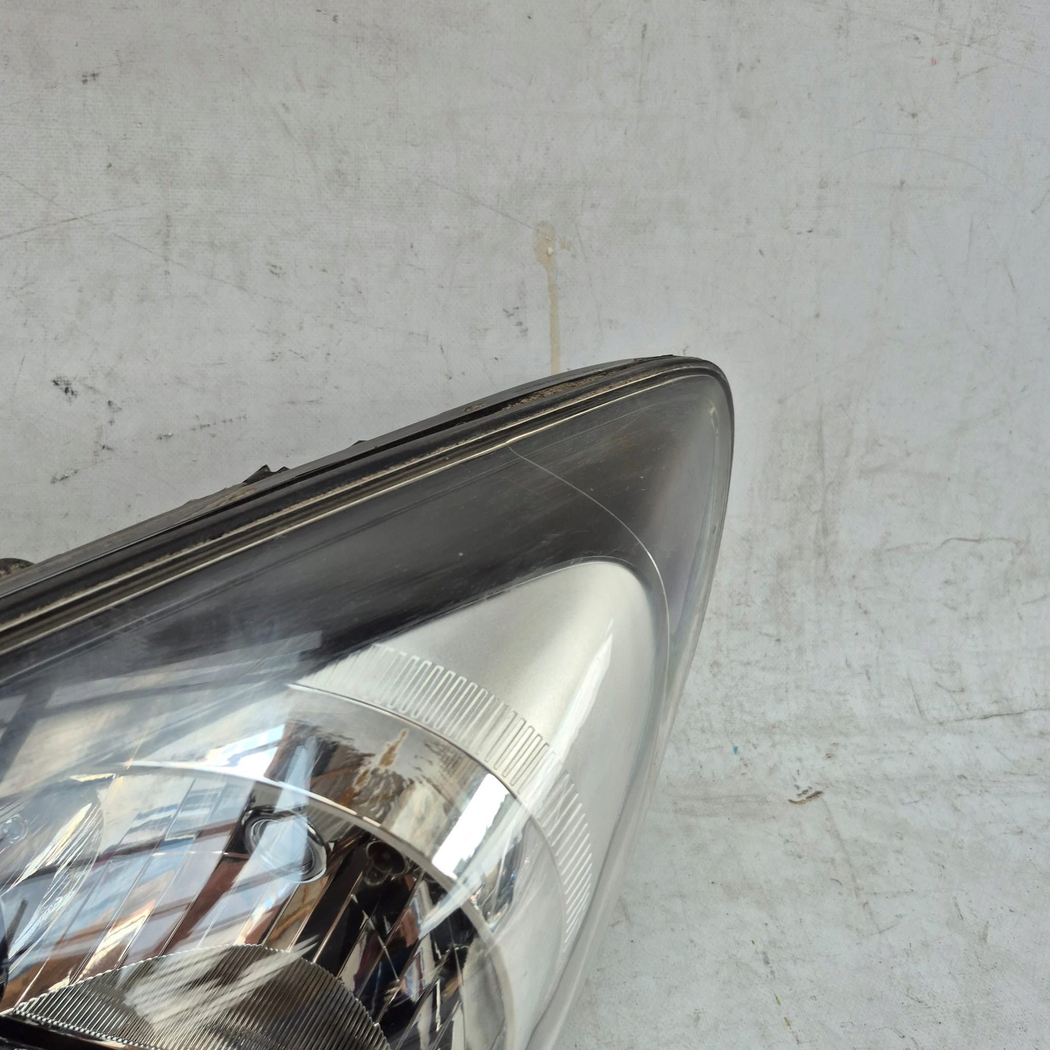 KIA PICANTO II 2 11-17 light front front left