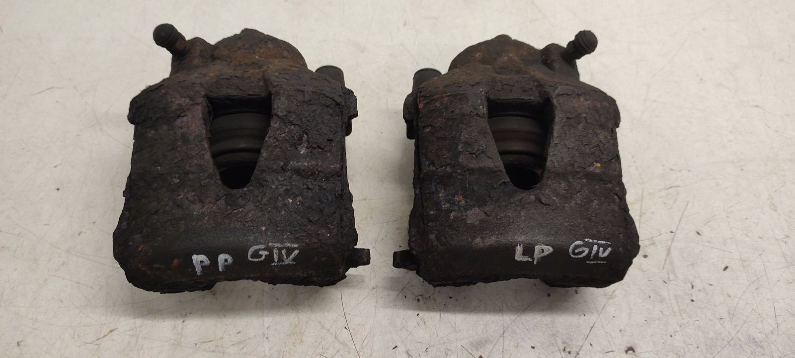 caliper front front right left VW Golf IV 1,9 TDI