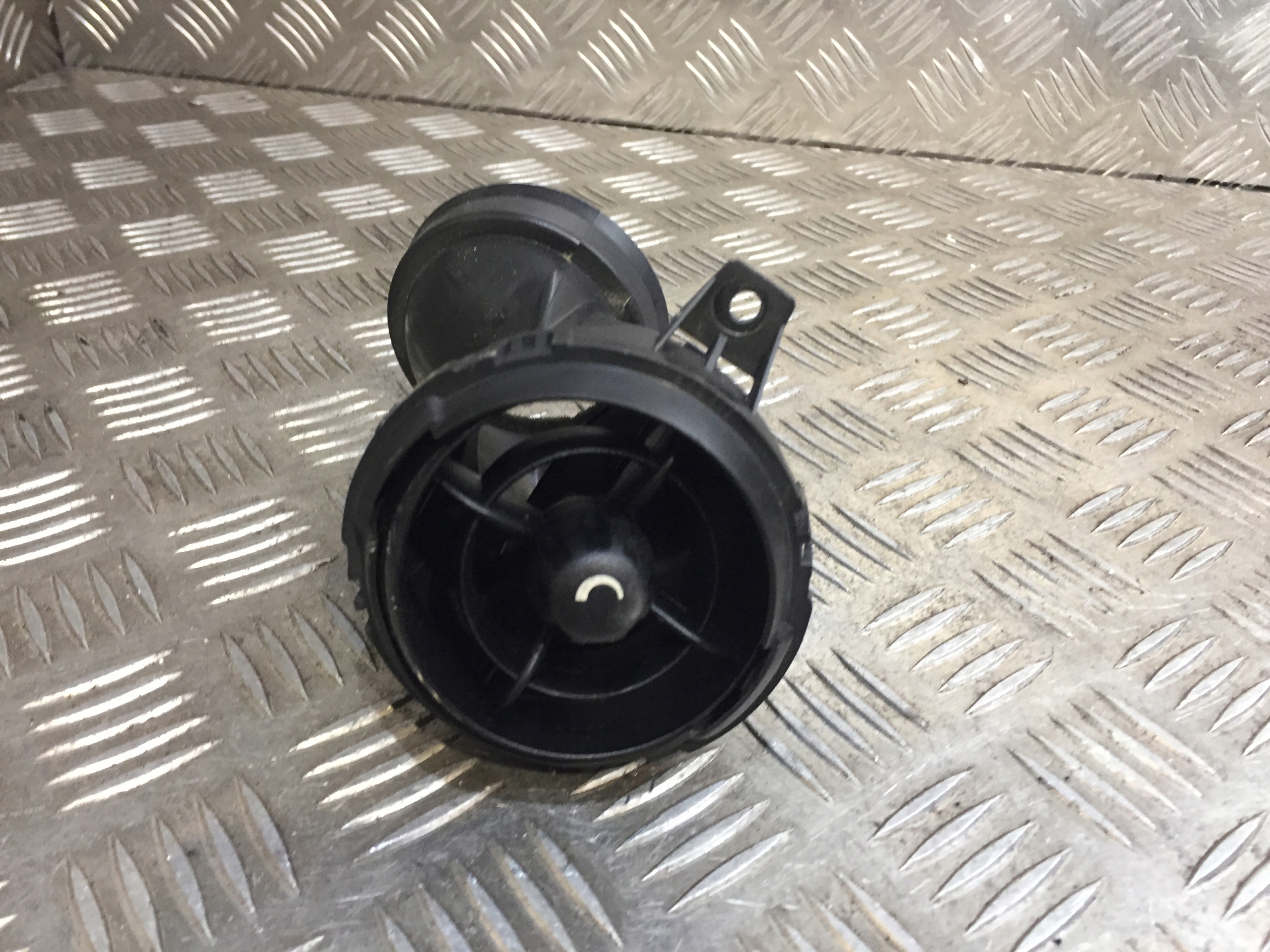 воздухозаборник жалюзи потока воздуха MINI COOPER R56 9254012