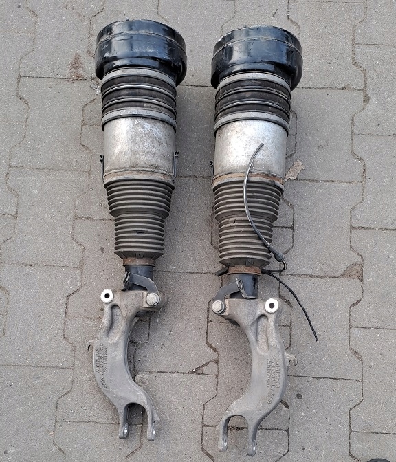 AUDI Q7 4M Q8 AMORTYZATOR PNEUMATYCZNY PRAWY PRZÓD