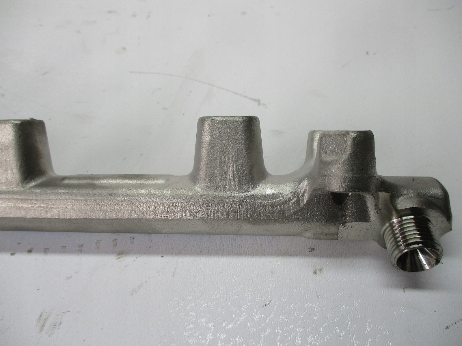 Rampe injection VW T-CROSS 2GM 1,0TSI 05C133320A