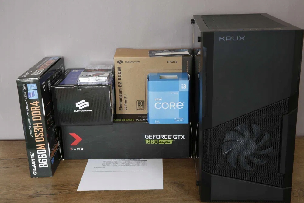 i3-12100F GTX 1660 Super/Komputer do pracy, grania Model procesora Intel Core i3-12100F