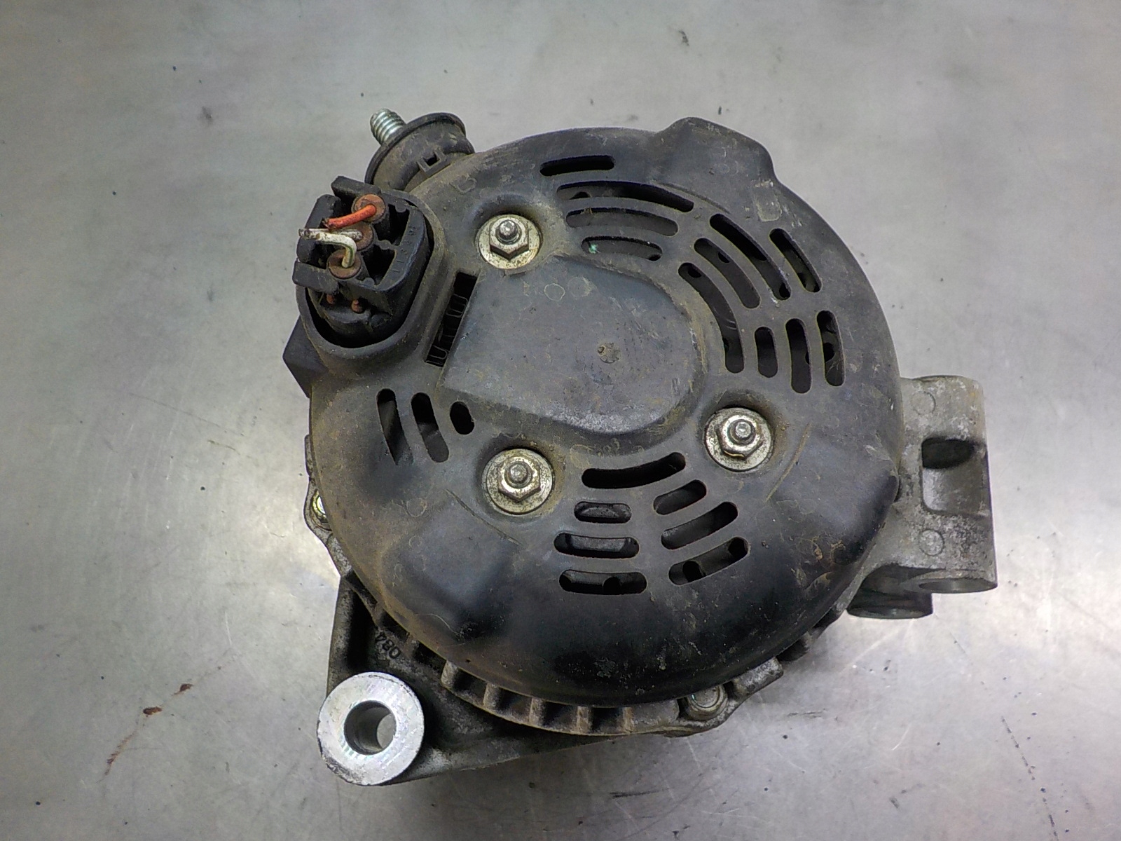 LAND ROVER DISCOVERY 2.7 TD ALTERNATOR 021080-0130