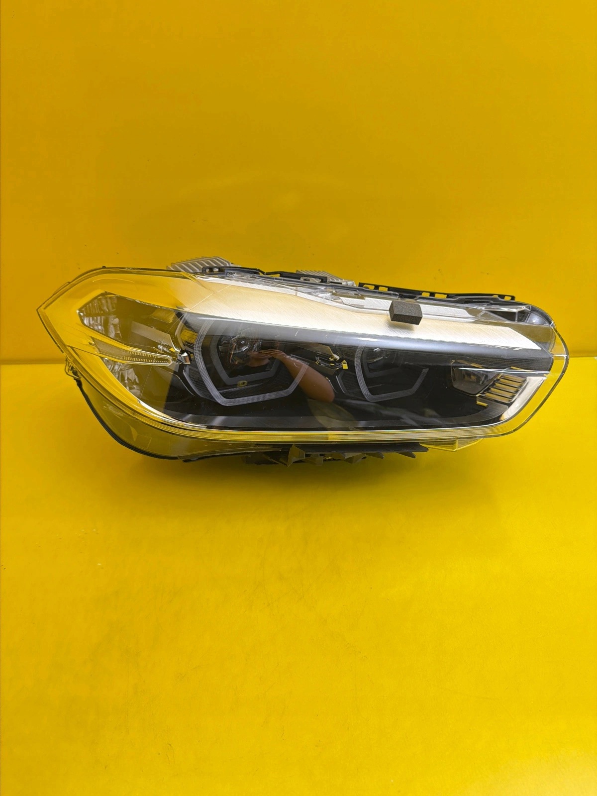light right BMW X2 F39 Full Led 5A1E0A8-02