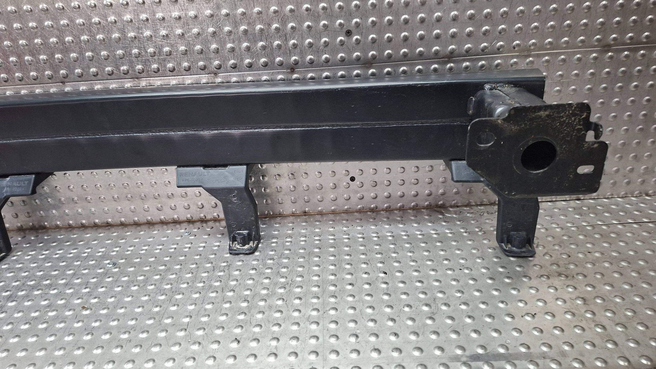bumper support rear part 756125751R RENAULT CAPTUR II 2019