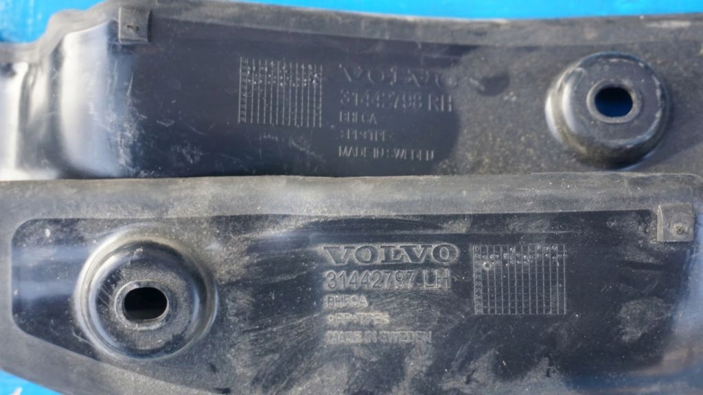 VOLVO C40 XC40 - Droit Moulage Joint Aile